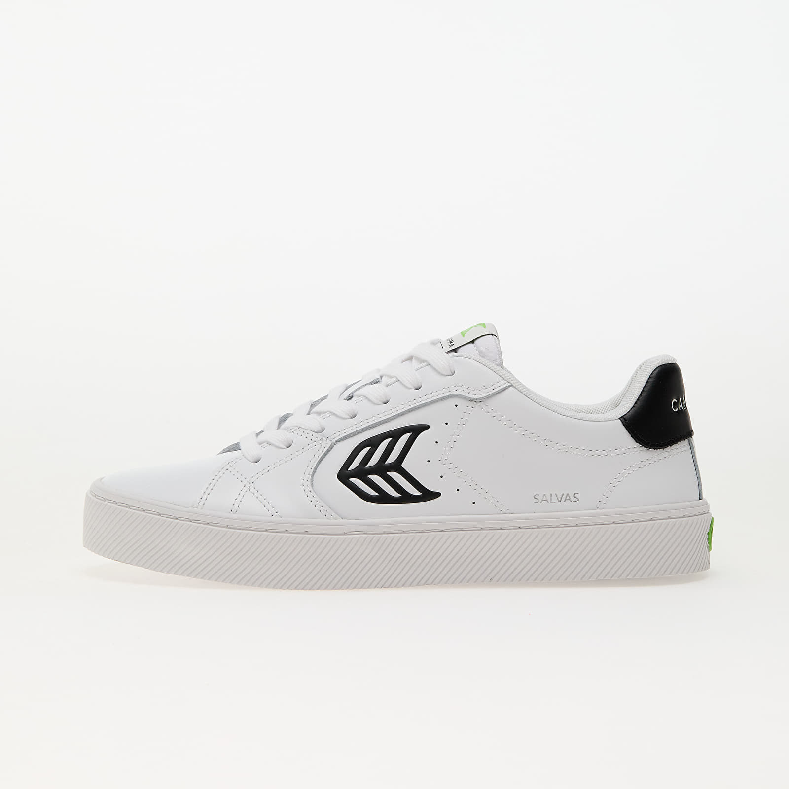 Men's sneakers and shoes Cariuma M Salvas White/ Black