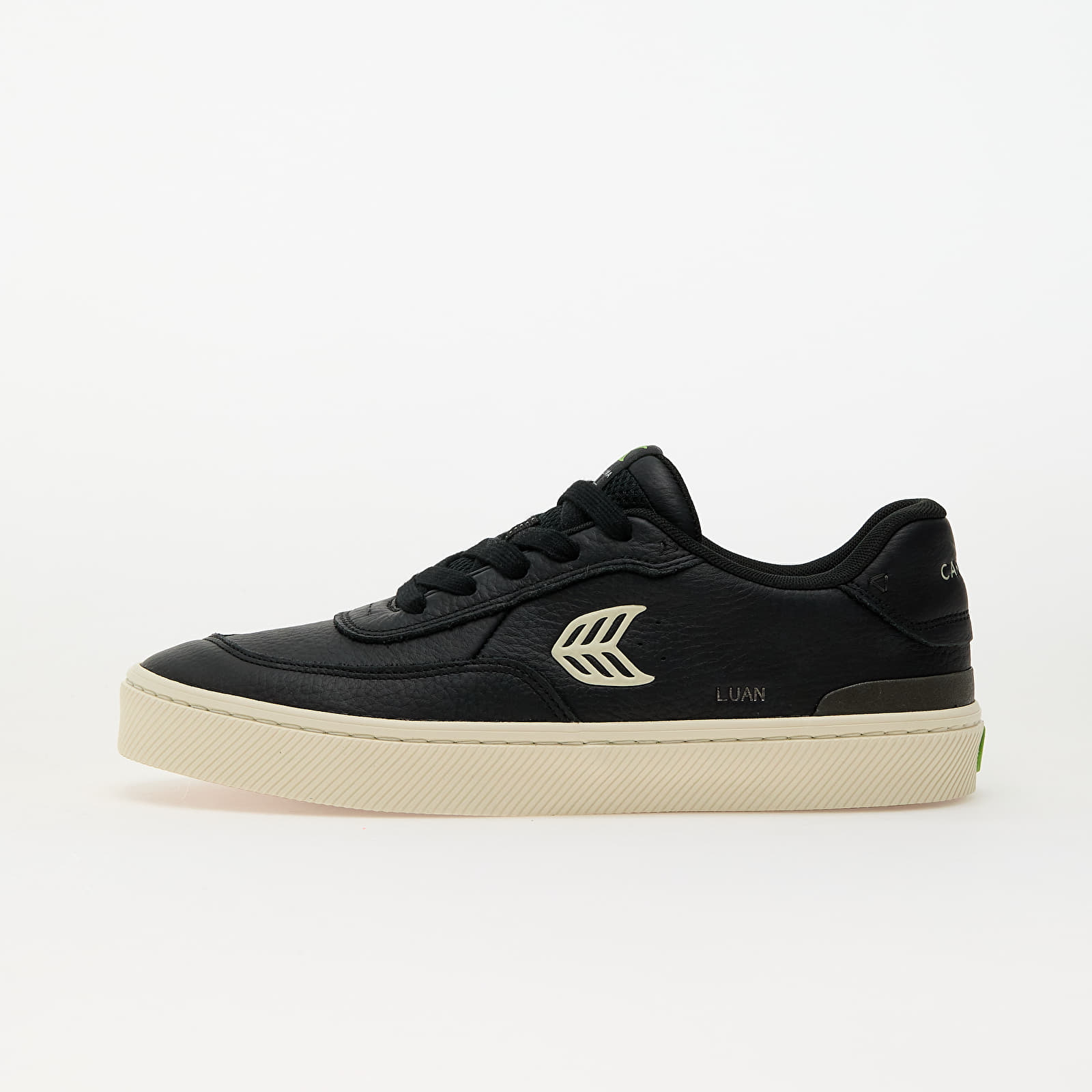 Men's sneakers and shoes Cariuma M Luan Pro Black/ Ivory