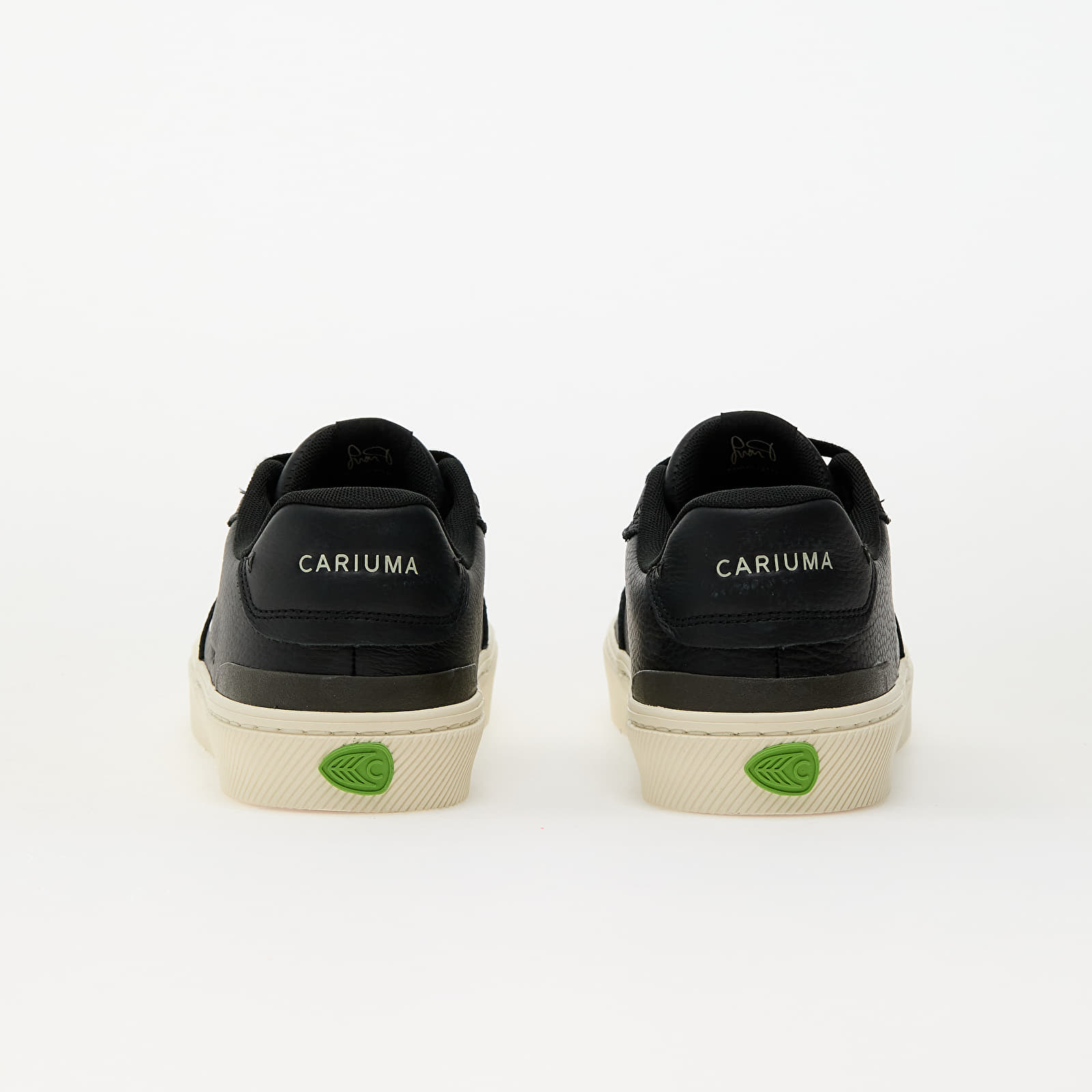 Men's sneakers and shoes Cariuma M Luan Pro Black/ Ivory