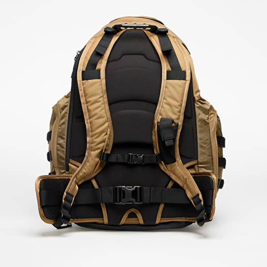 Oakley Kitchen Sink Backpack Total Coyote | Queens