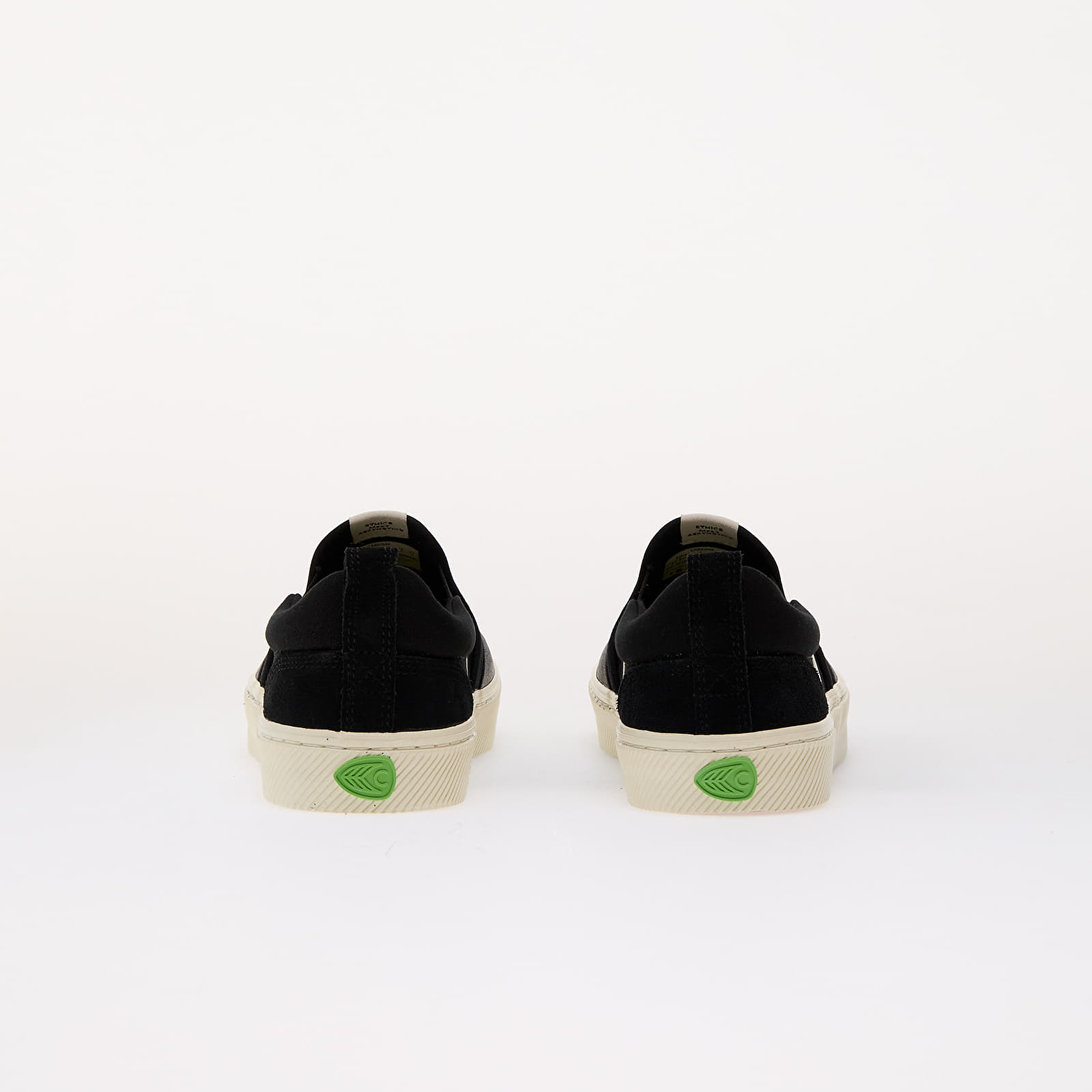 Muške tenisice Cariuma M Slip-On Pro Black/ Ivory