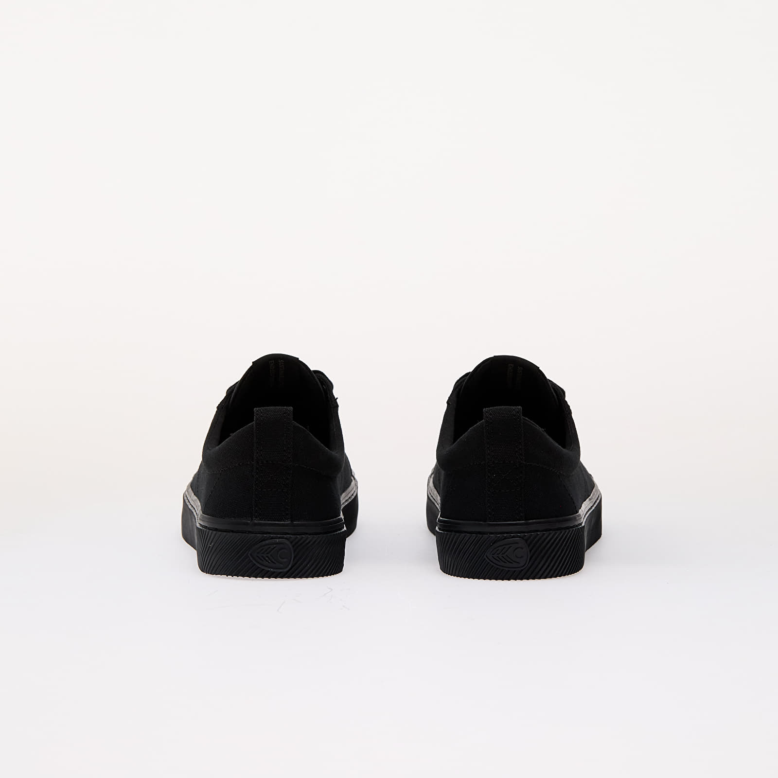 Scarpe uomo Cariuma M Oca Low All Black