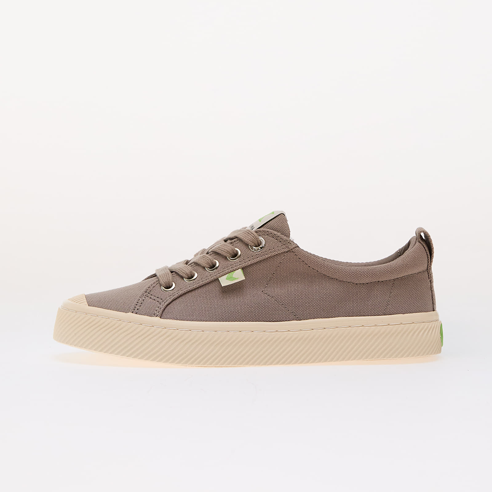 Naiste tossud ja kingad Cariuma W Oca Low Mystic Grey