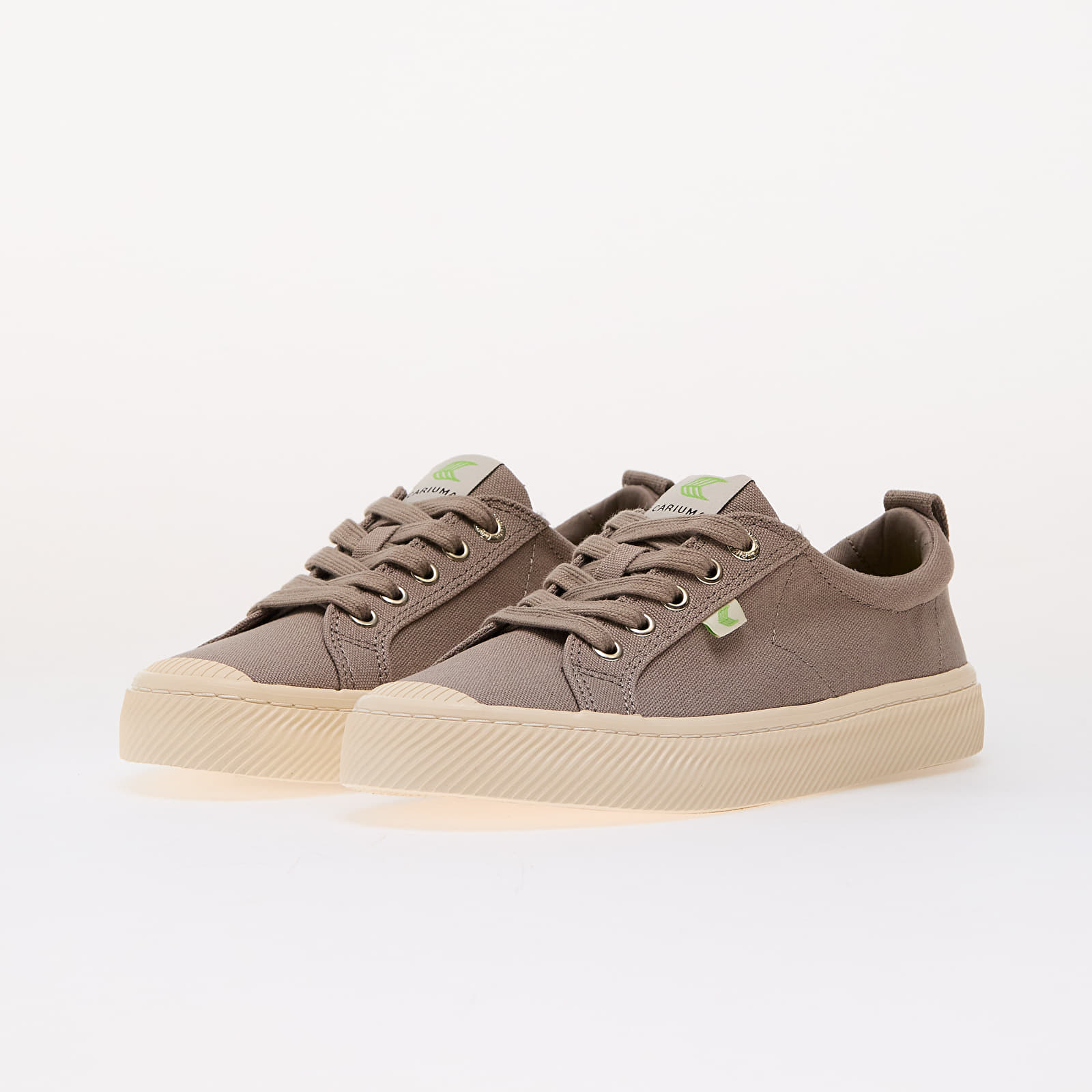Naiste tossud ja kingad Cariuma W Oca Low Mystic Grey