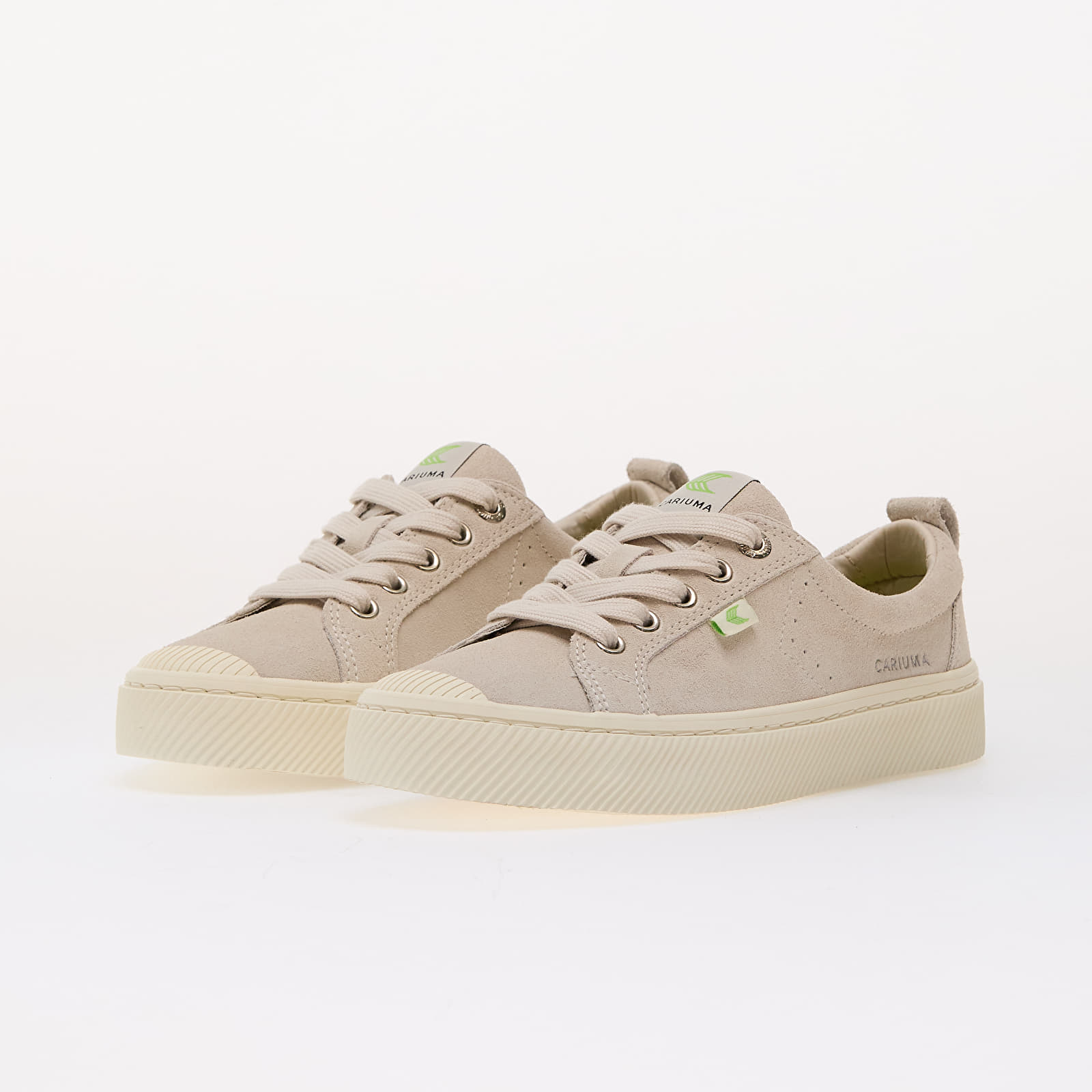 Women's sneakers and shoes Cariuma W Oca Low Vintage White