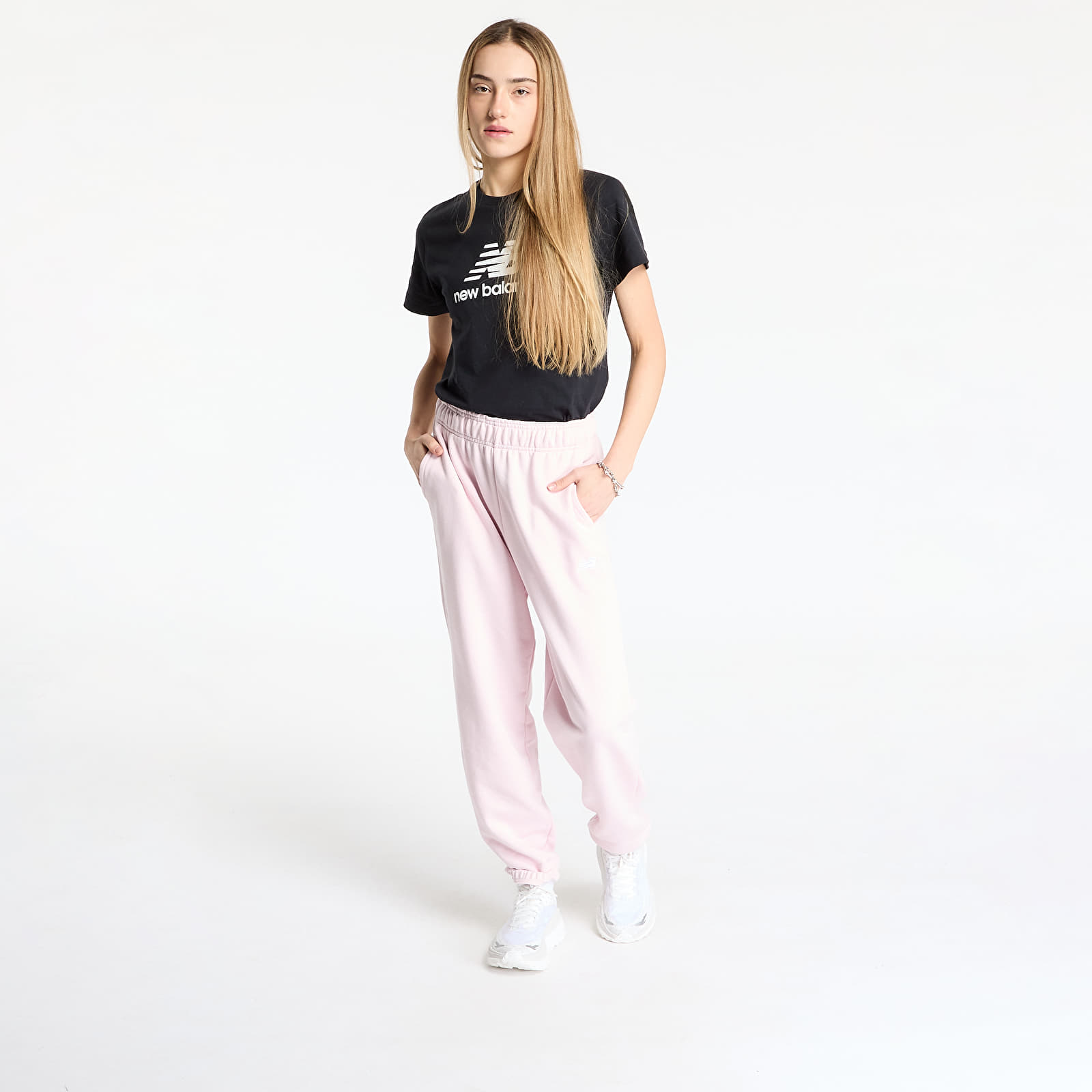 Tepláky New Balance Sport Essentials French Terry Jogger Pink
