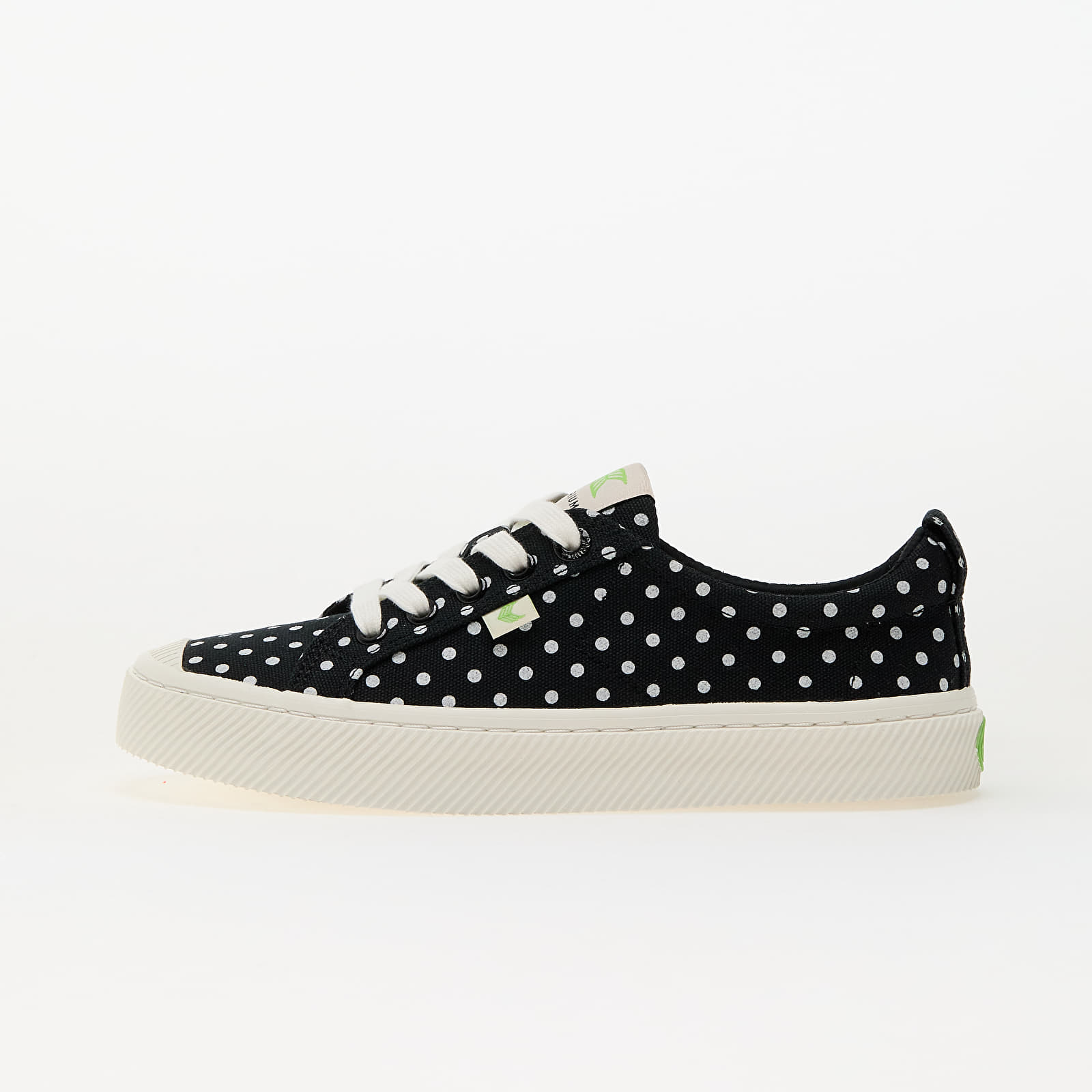 Joggesko og sko for menn Cariuma M Oca Low Black Polka Dots