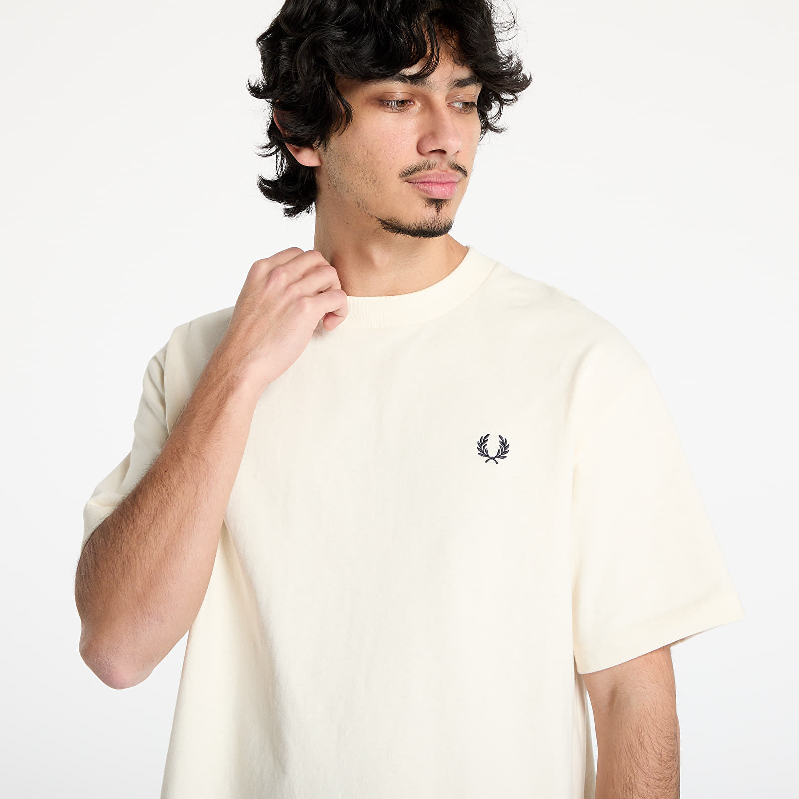 Marškinėliai FRED PERRY Embroidered Champion T-Shirt Ecru