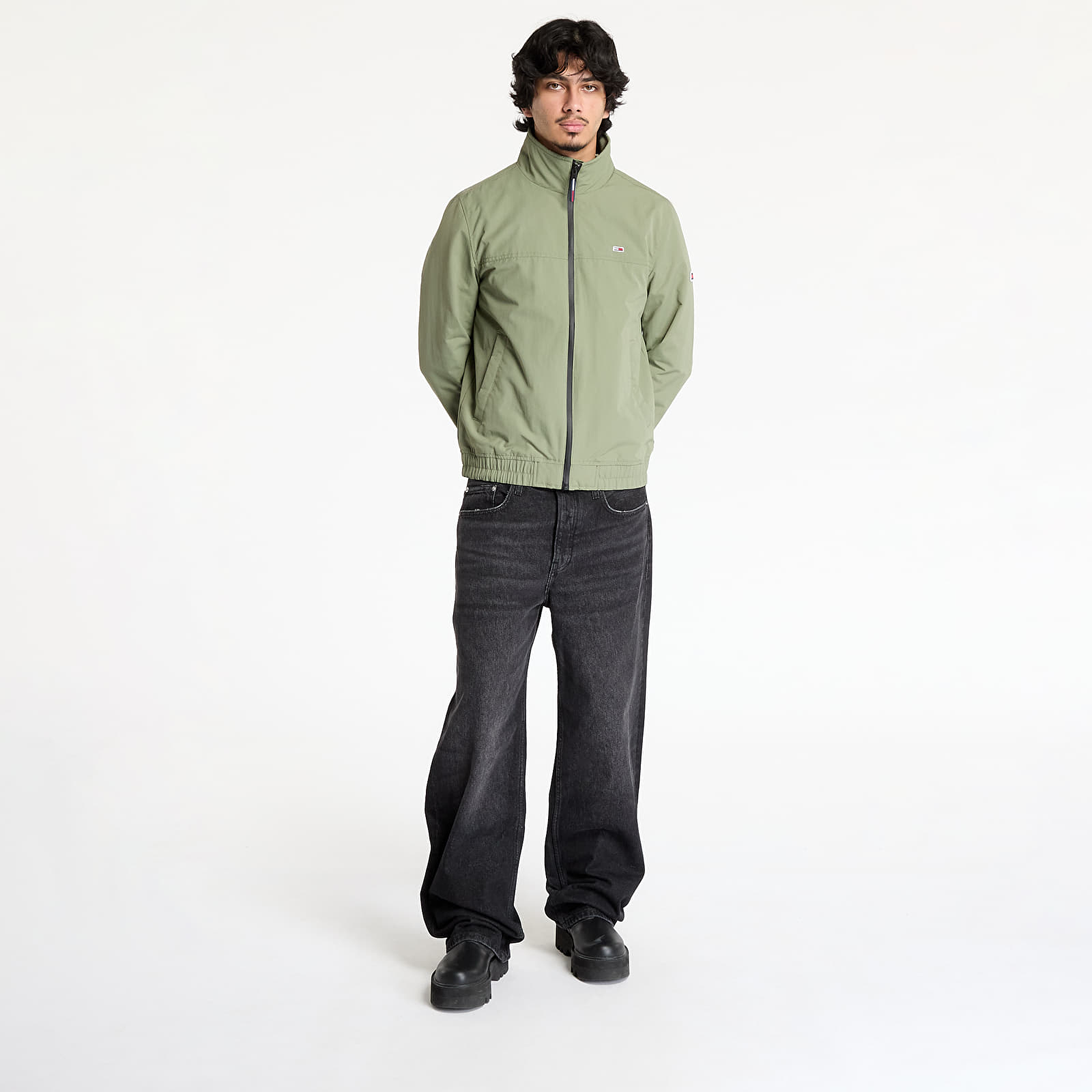 Pánské bundy Tommy Jeans Essential Casual Bomber Green