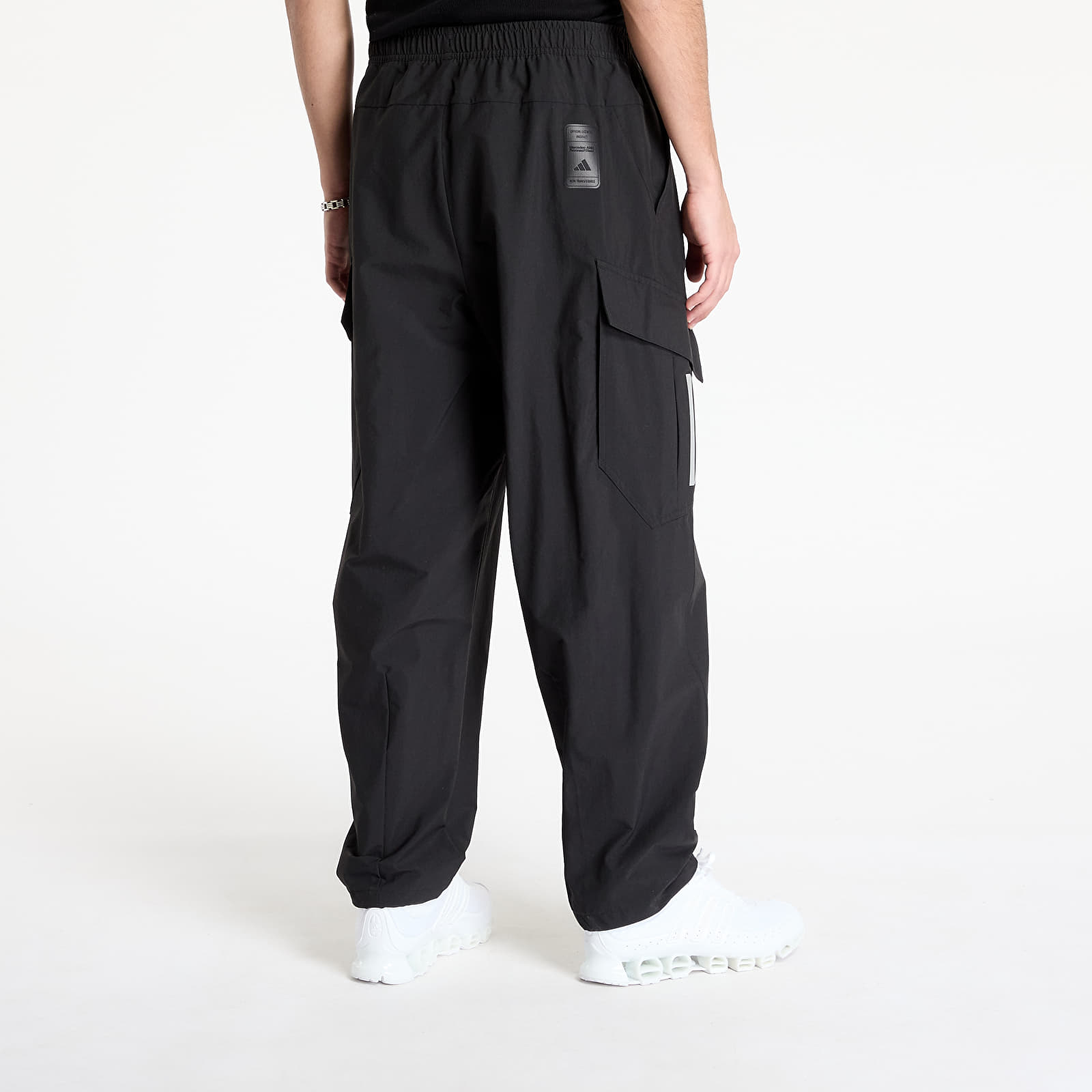 Pantalones de hombre adidas x Mercedes Amg Petronas Formula One Team Mechanics Pant Black/ Black/ Reflective Silver