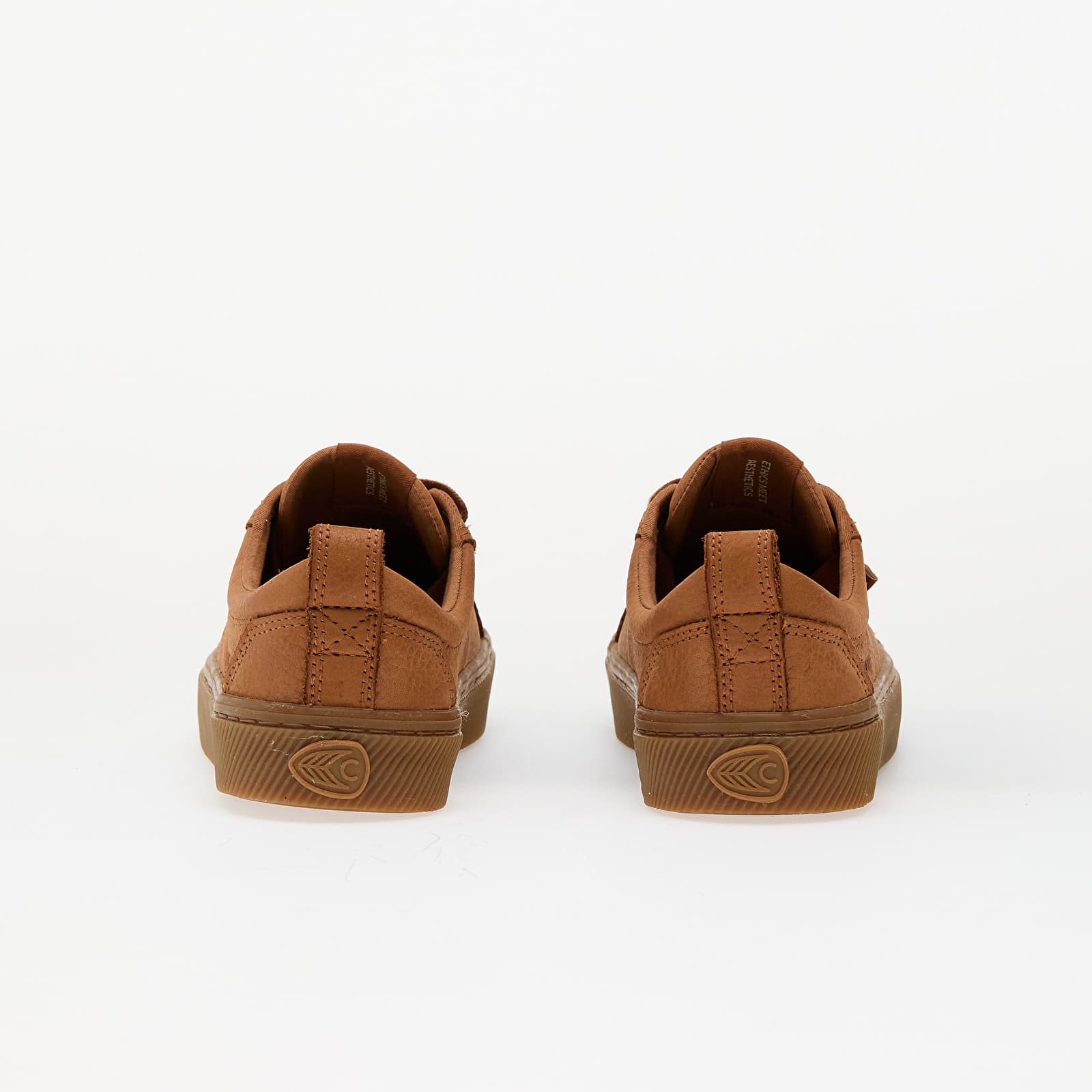 Sneakers og sko til kvinder Cariuma W Oca Low Gum Sienna Brown