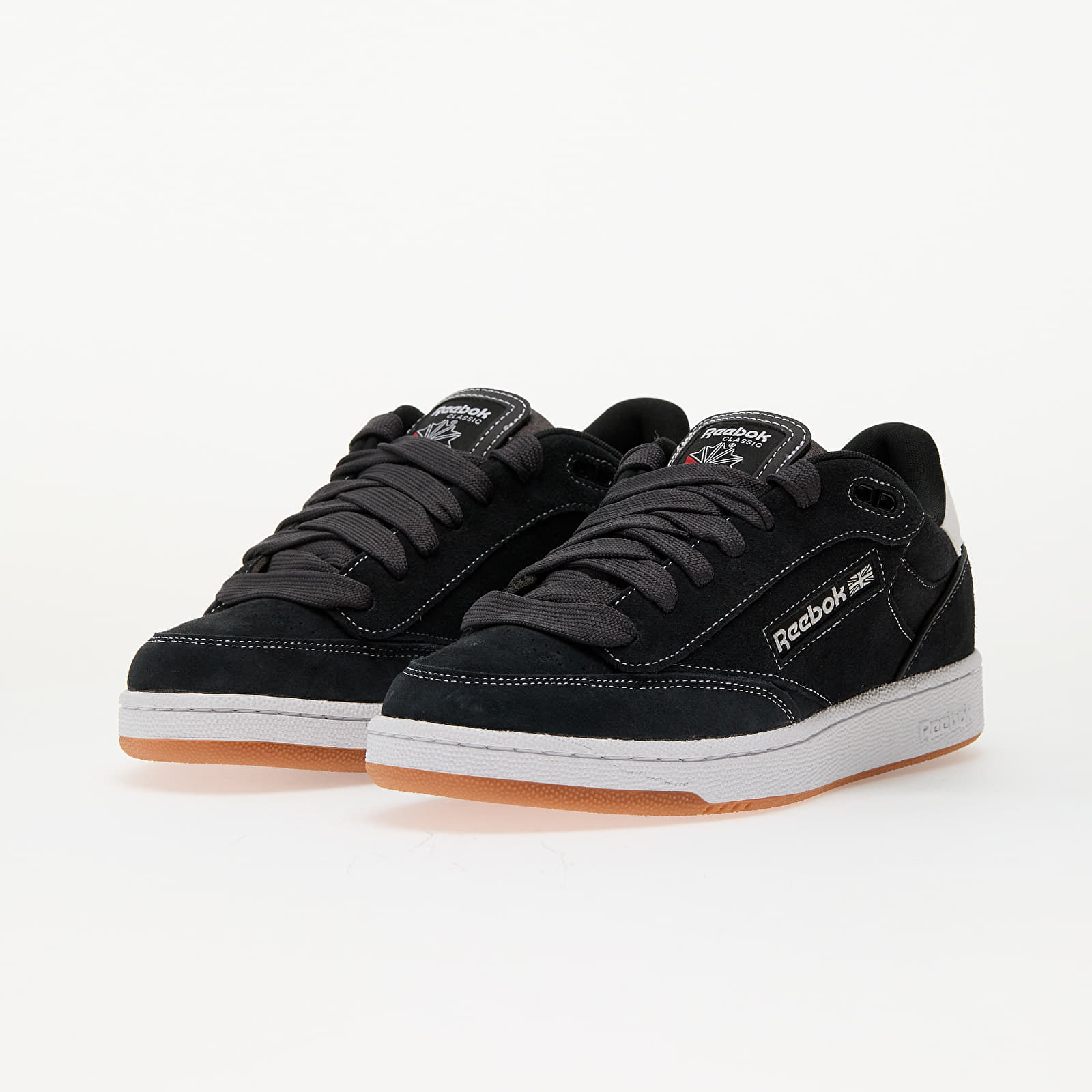 Men's sneakers and shoes Reebok Club C Bulc Cln Washedblack/ Black/ White