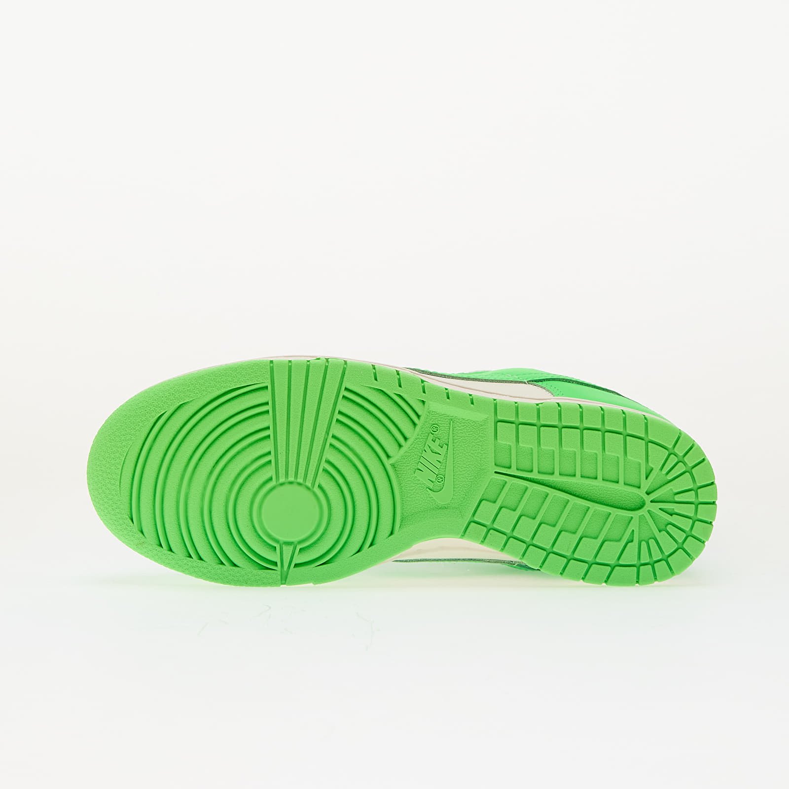 Női tornacipők és cipők Nike W Dunk Low Sail/ Green Strike