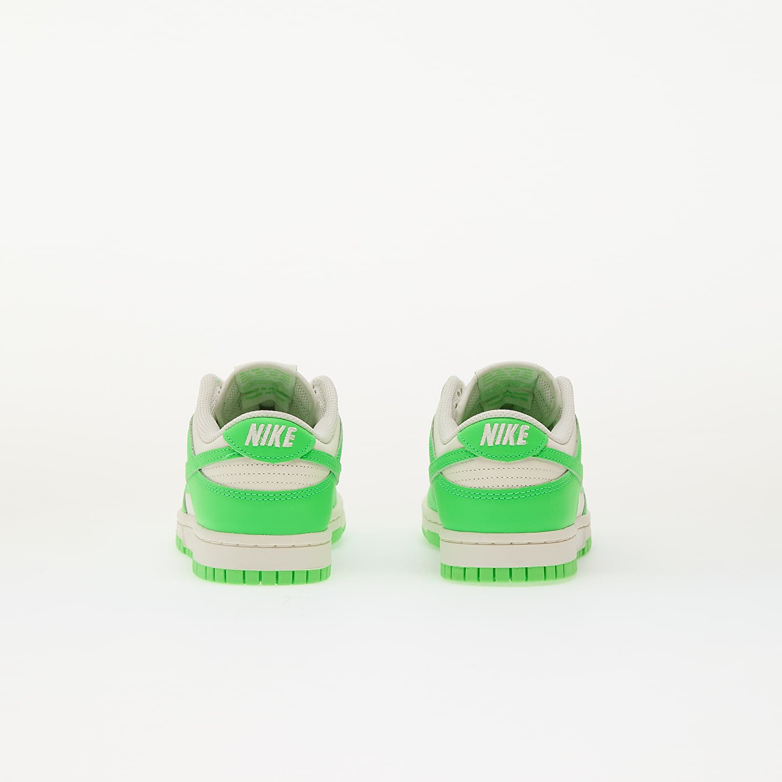 Női tornacipők és cipők Nike W Dunk Low Sail/ Green Strike