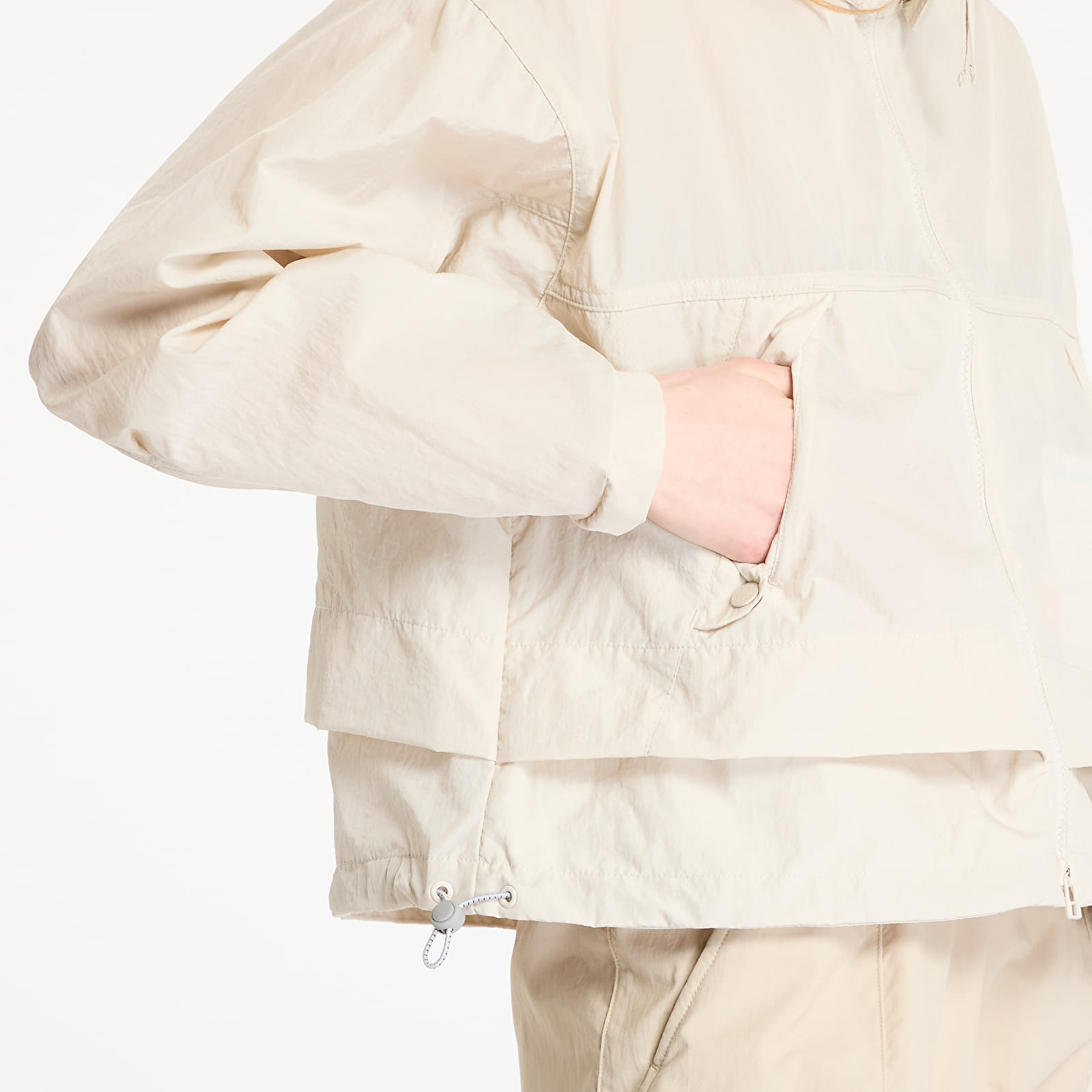 Naiste tuulepluusid Columbia Paracutie™ II Windbreaker Dark Stone