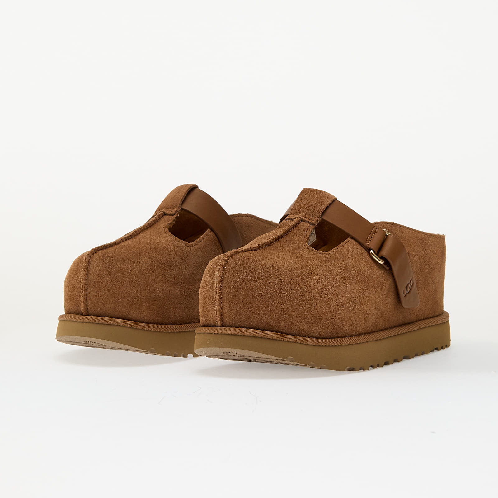 Sneakers und Schuhe für Frauen UGG W Goldenstar Hi Clog Chestnut
