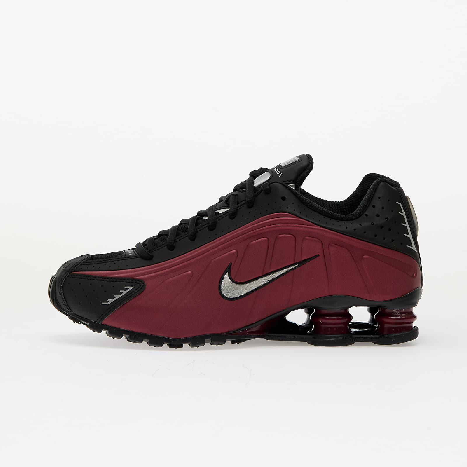 Sneakers Nike W Shox R4 Black/ Metallic Silver-Team Red EUR 42