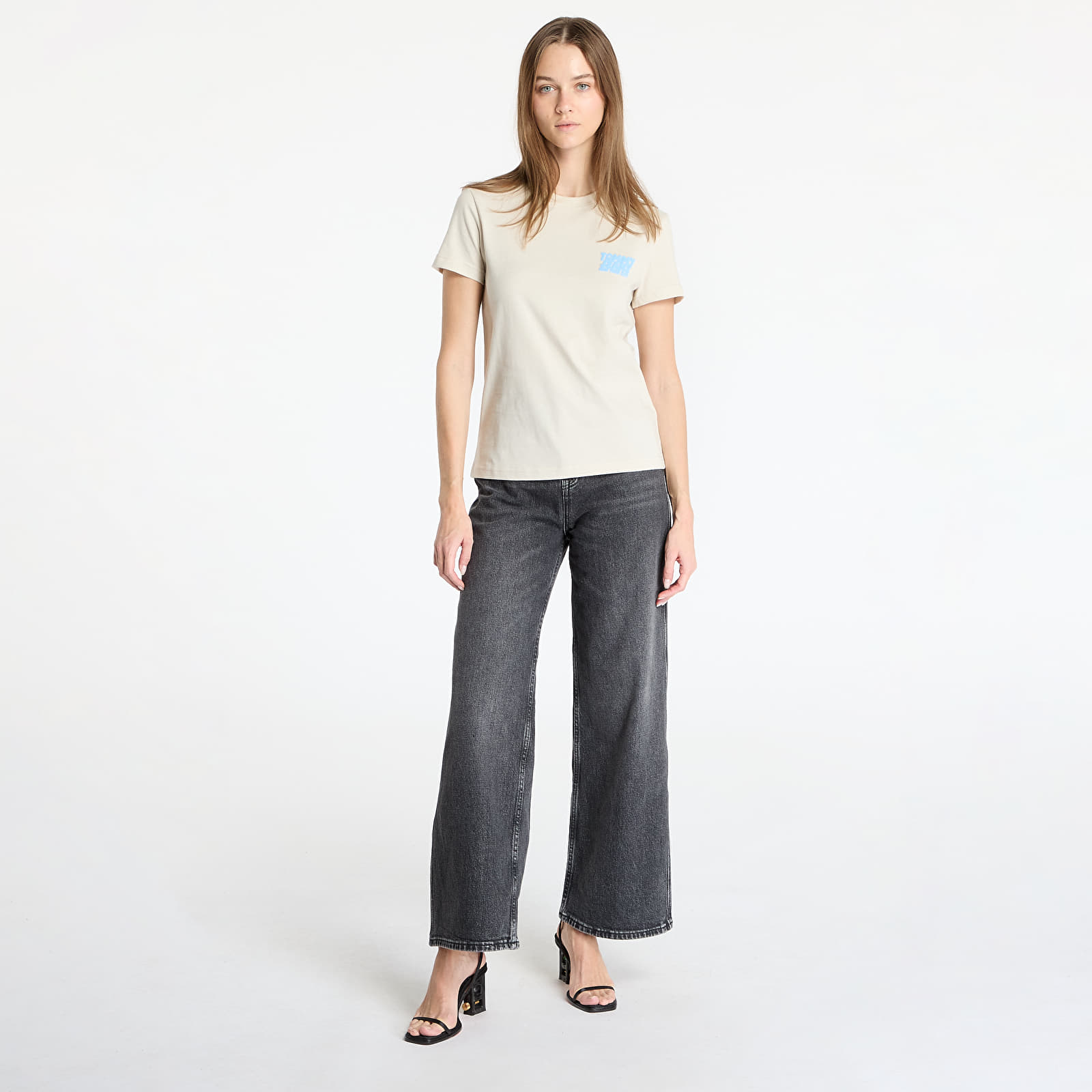 Camisetas de mujer Tommy Jeans Reg Tj Bubble Tee Beige