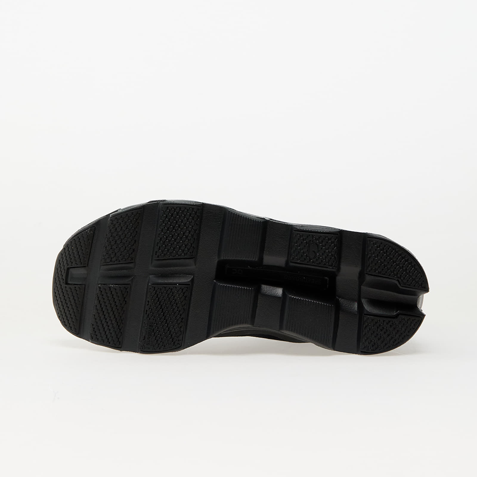 Naiste tossud ja kingad On W Cloudmonster Void Black/ Black