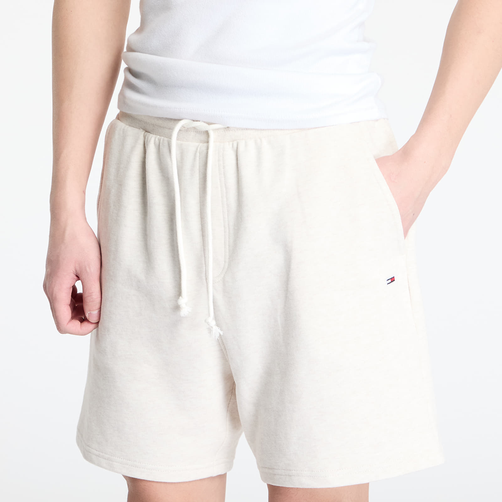 Pantalones cortos para hombre Tommy Jeans Entry Graphic Sweatshorts Beige