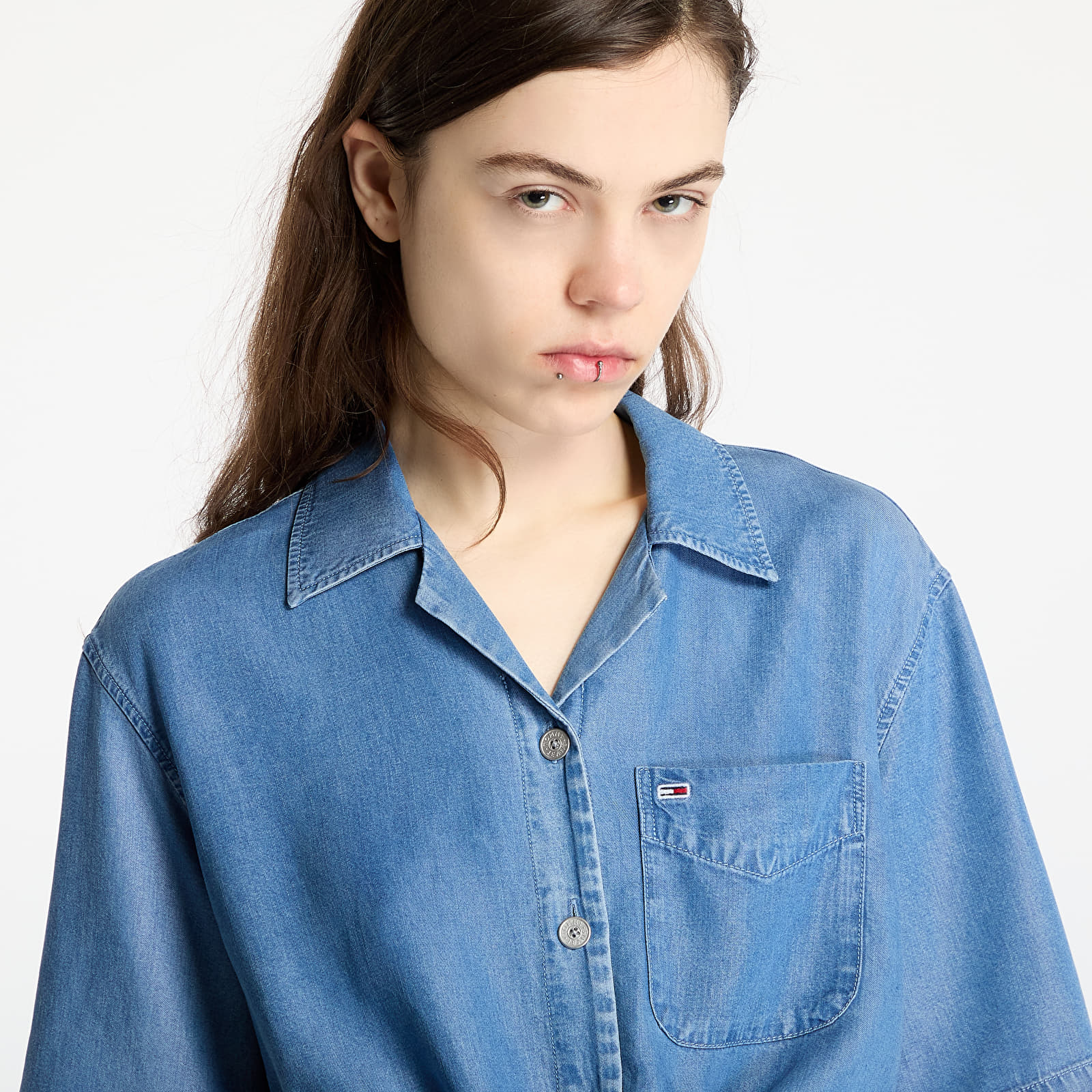 Ženske srajce Tommy Jeans Chambray Tie Shortsleeve Shirt Denim