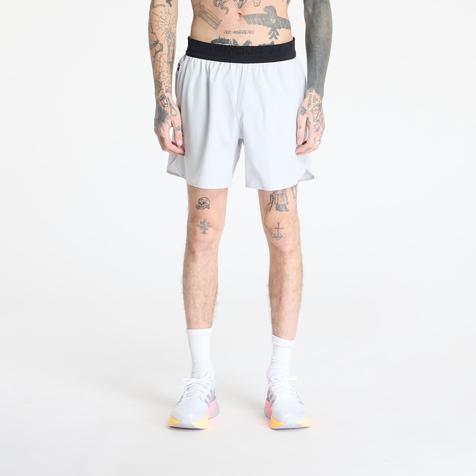 Moške kratke hlače Under Armour Peak Woven Shorts Grey