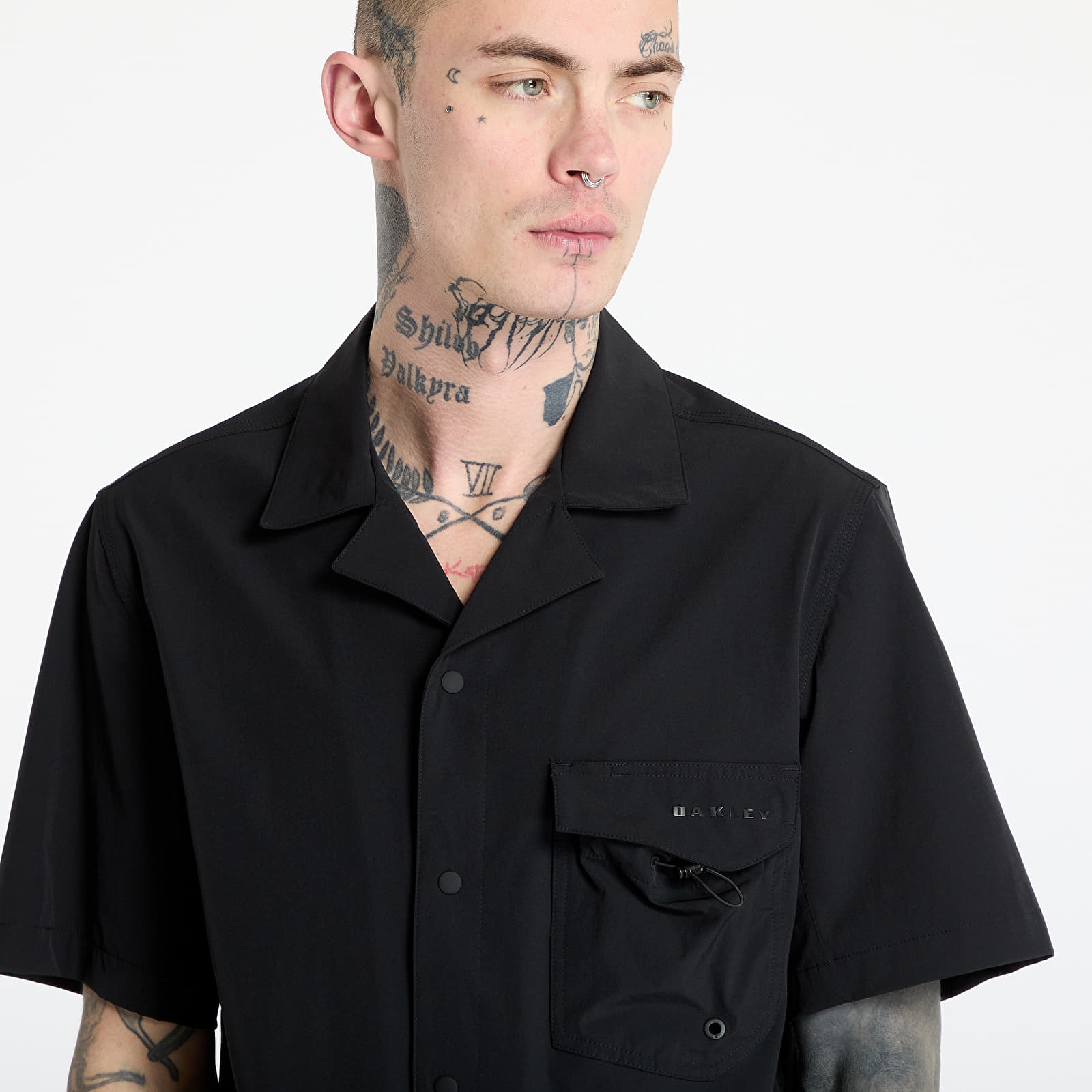 Meeste särgid Oakley Cuban Collar Shortsleeve Shirt Blackout