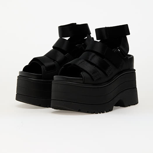 Women's sneakers and shoes UGG W Goldenrise Black | Queens