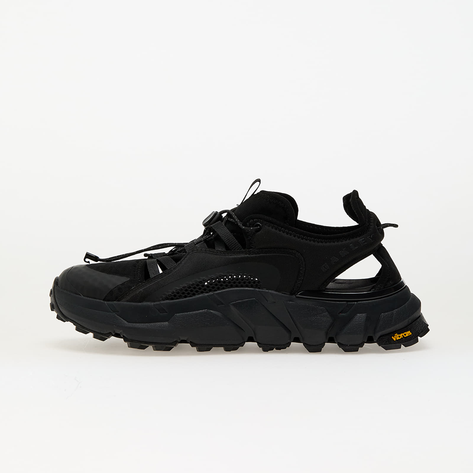 Men's sneakers and shoes Oakley Aquaterra Hybrid Blackout