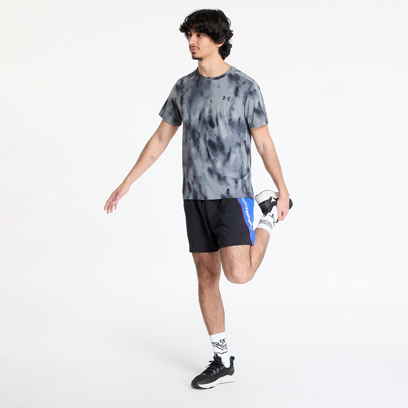 Moške majice Under Armour Launch Elite Prt Shortsleeve T-Shirt Grey