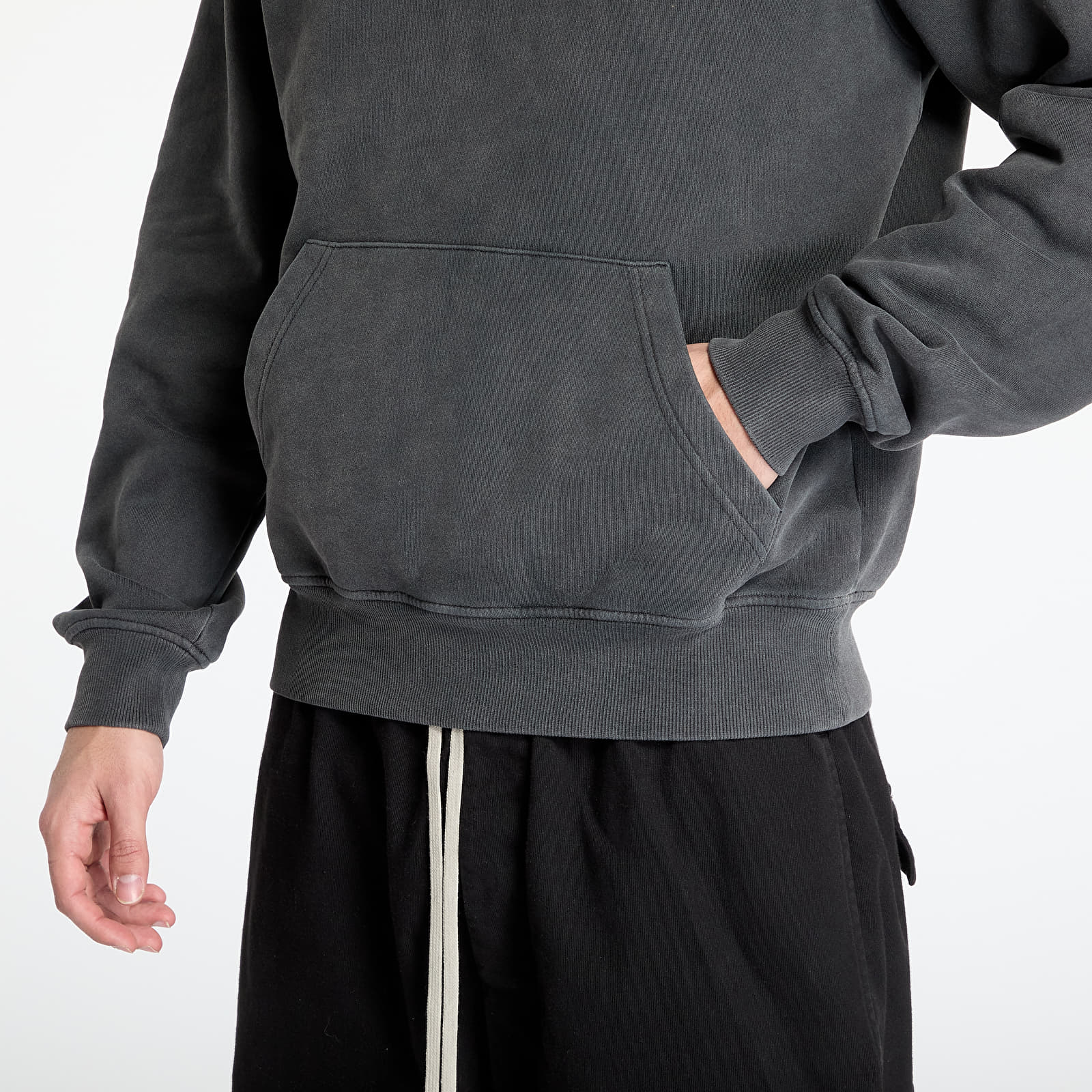 Men's sweatshirts Daily Paper Senses Hoodie UNISEX Washed Black