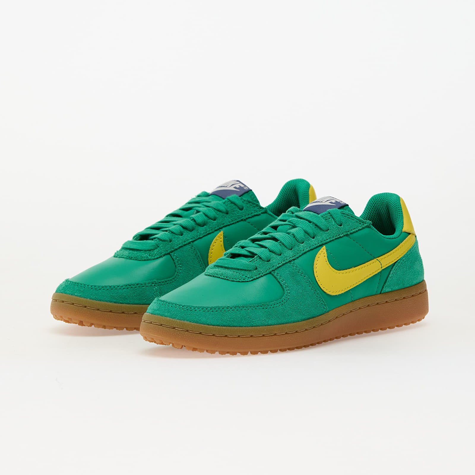 Sieviešu kedas un apavi Nike W Field General Stadium Green/ Lightening-Sail