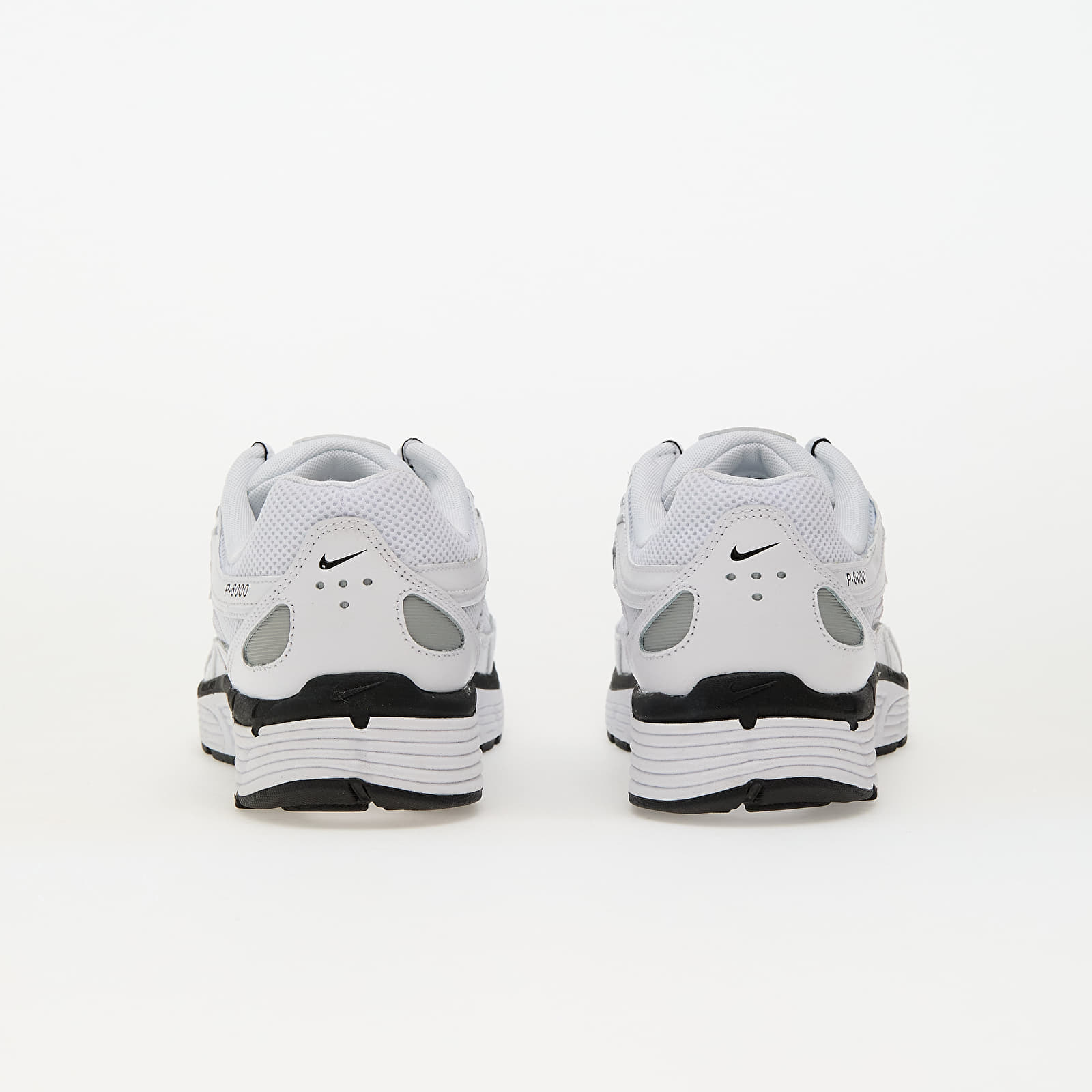 Sneakers och skor för män Nike P-6000 White/ Black-Metallic Silver-Black