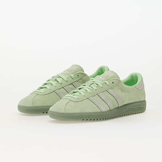 adidas gazelle silver green womens adidas Originals WMNS Gazelle "Linen Green" | BY9034