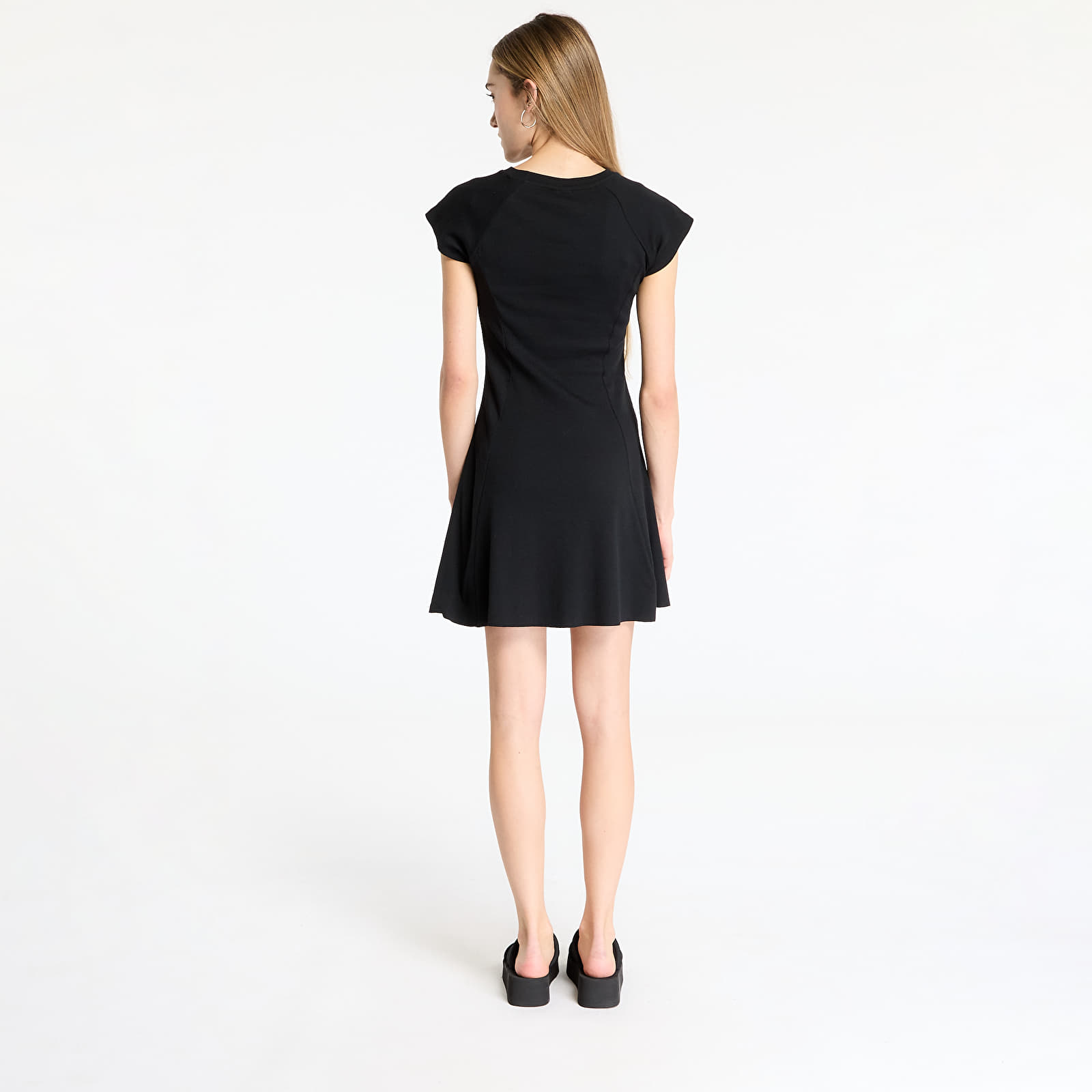 Kleider Urban Classics Ladies Skater Rib Dress Black