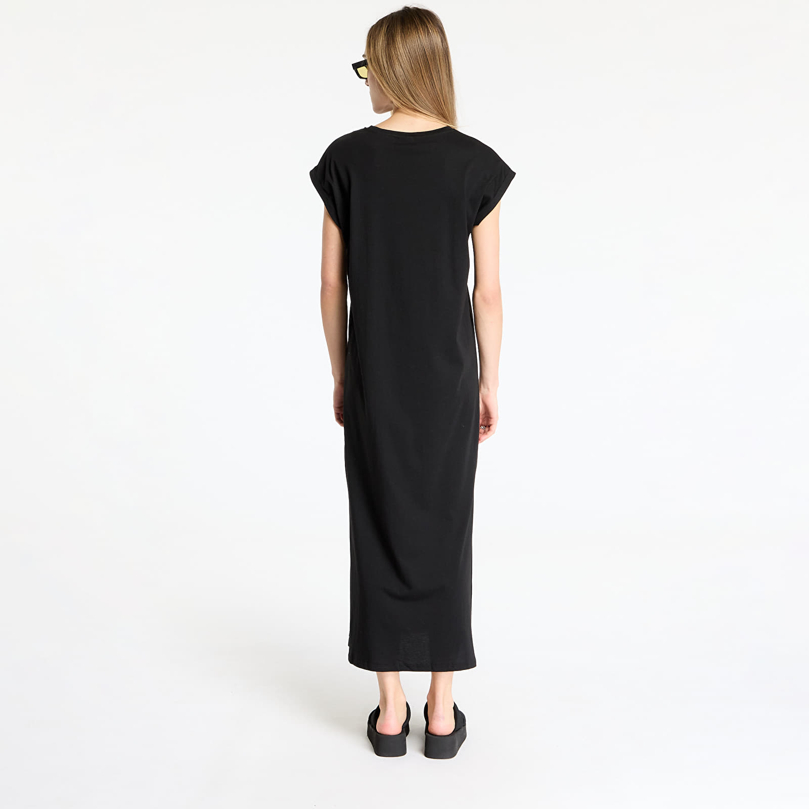 Kleider Urban Classics Ladies Viscose Extended Shoulder Dress Black