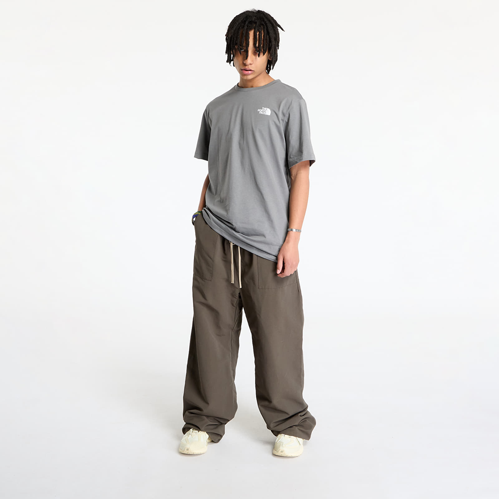 Meeste T-särgid The North Face Shortsleeve Box Nse Tee Smoked Pearl/ Hero Blue