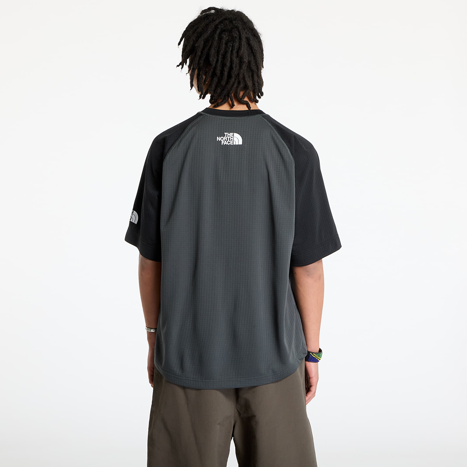 Meeste T-särgid The North Face Nse Shortsleeve Dotknit Tee UNISEX Asphalt Grey/ TNF Black