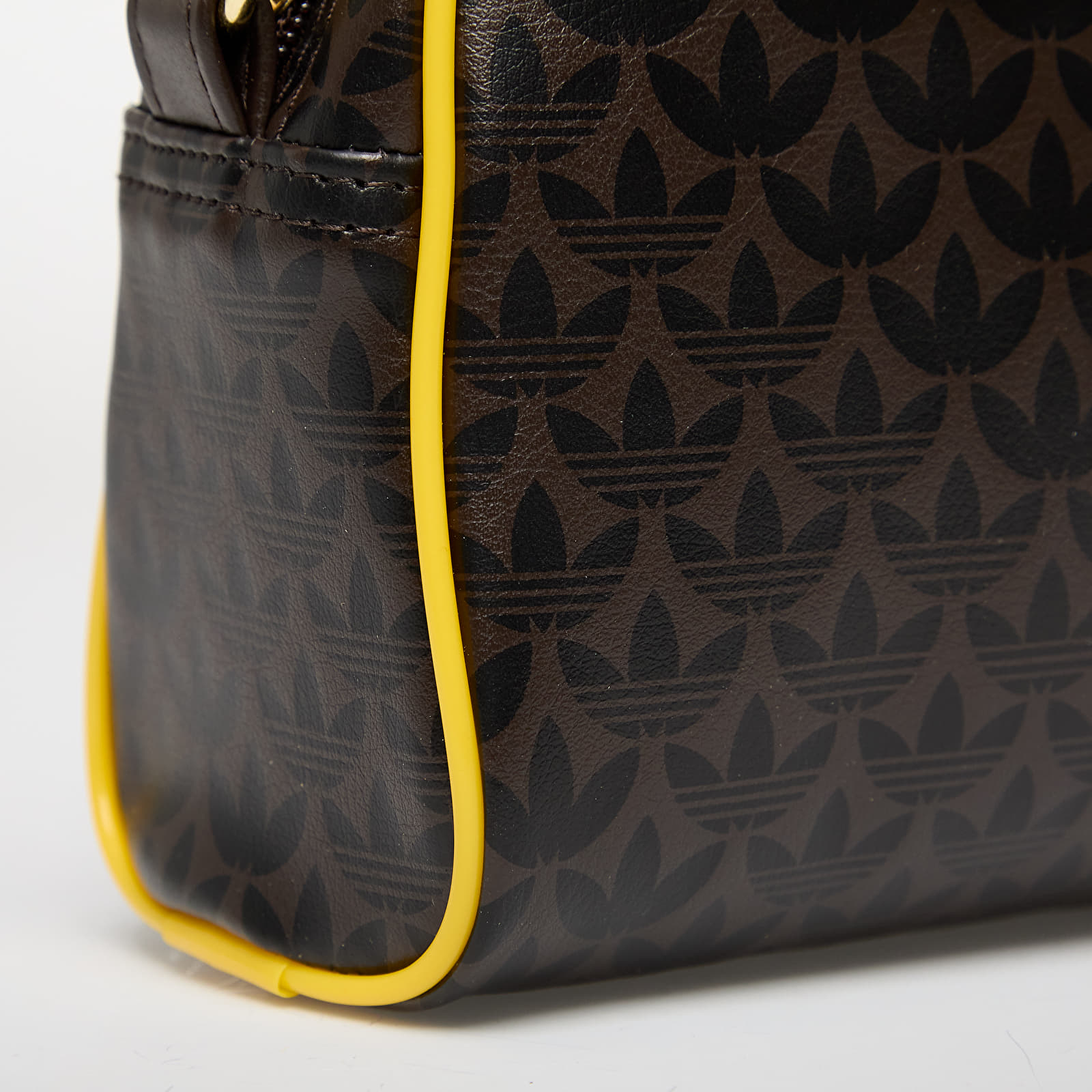 Válltáskák adidas Monogram Mini Bowling Bag Dark Brown