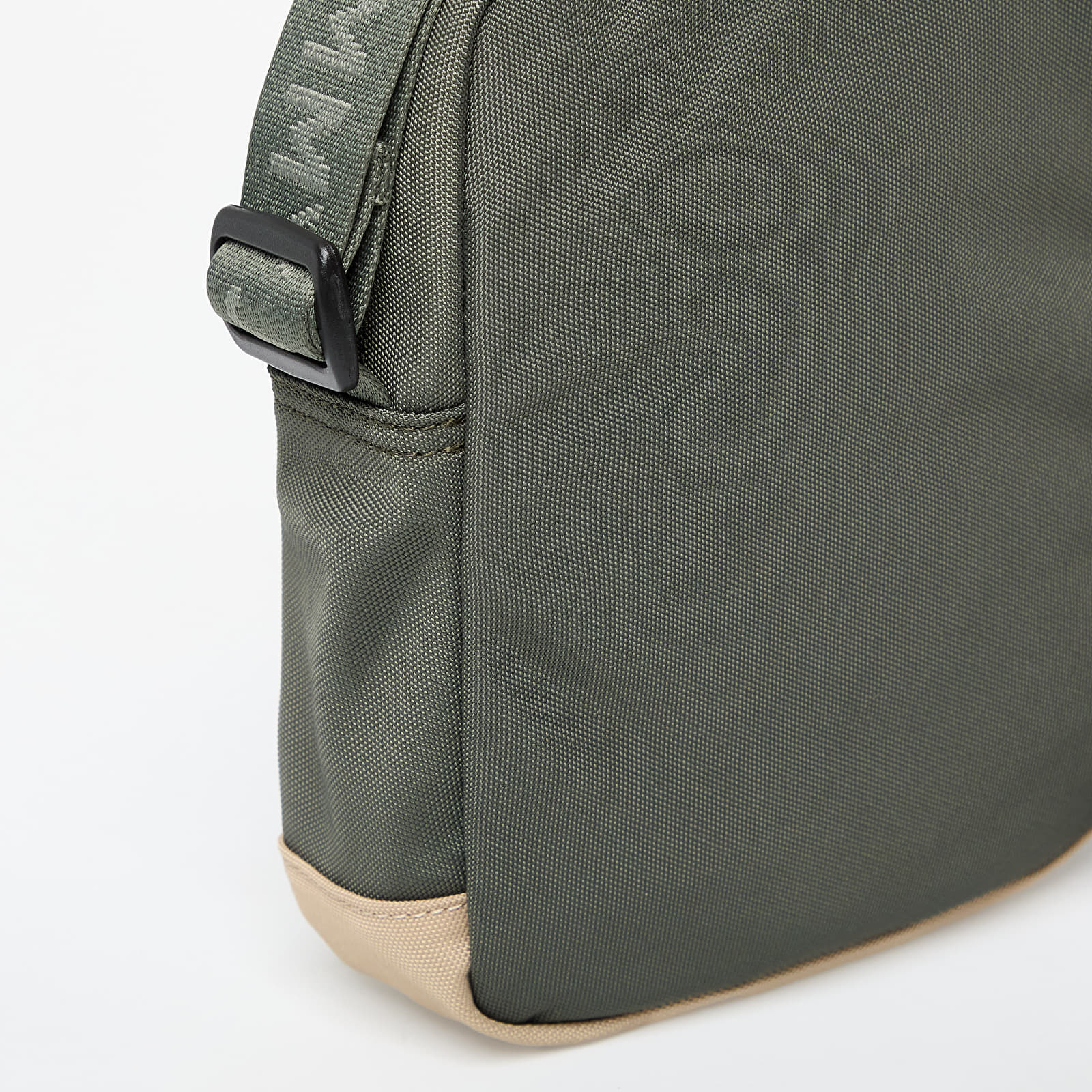 Sacs à bandoulière Tommy Jeans Ess Daily Square Bag Green