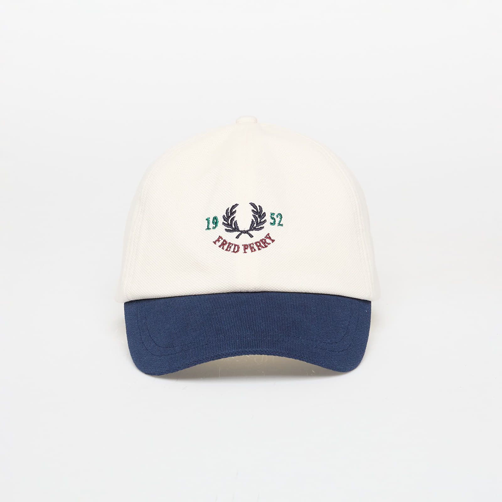 FRED PERRY 1952 Graphic Pique Cap Ecru Universal