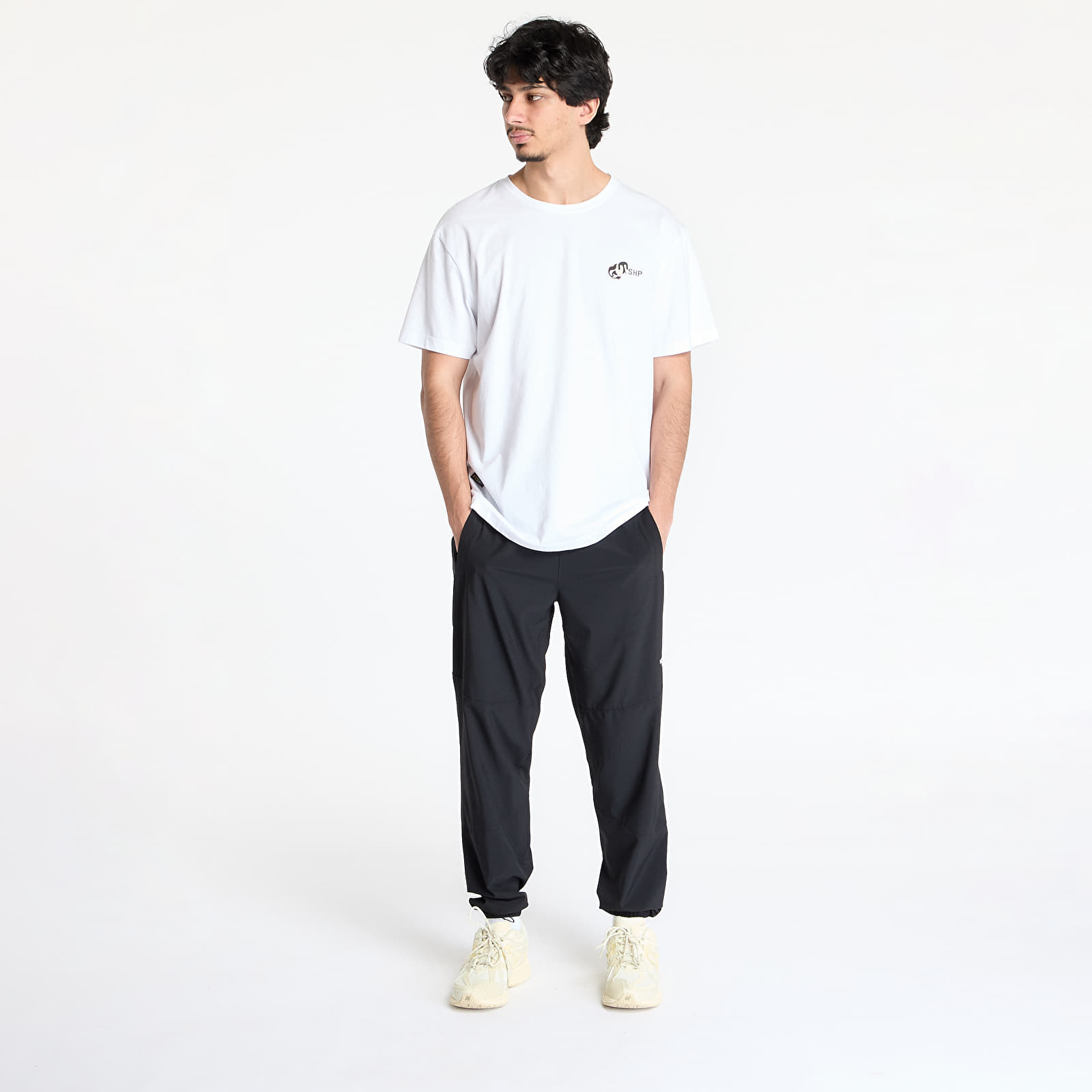 Meeste püksid The North Face Mountain Athletics Wind Pant TNF Black