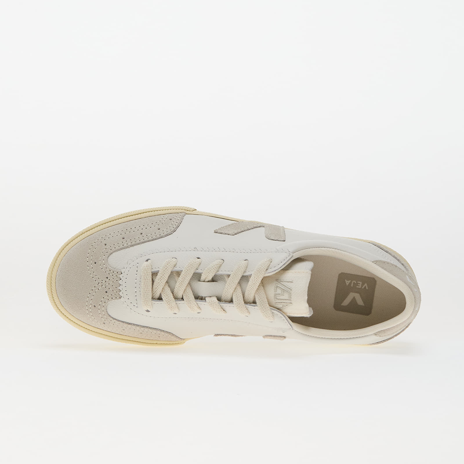 Women's sneakers and shoes Veja W Volley O.T. Leather White Natural
