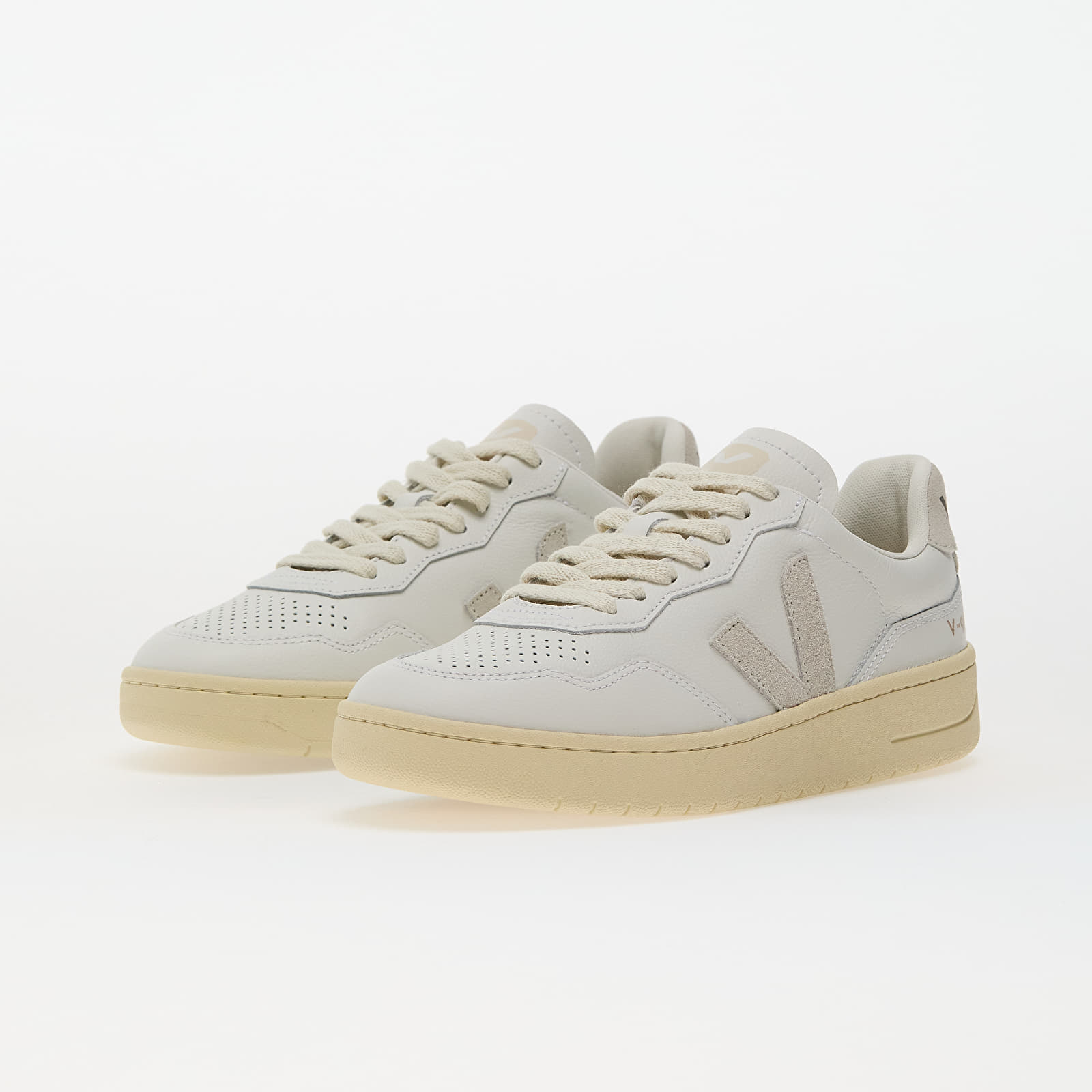 Women's sneakers and shoes Veja W V-90 O.T Leather Ex-White_Natural