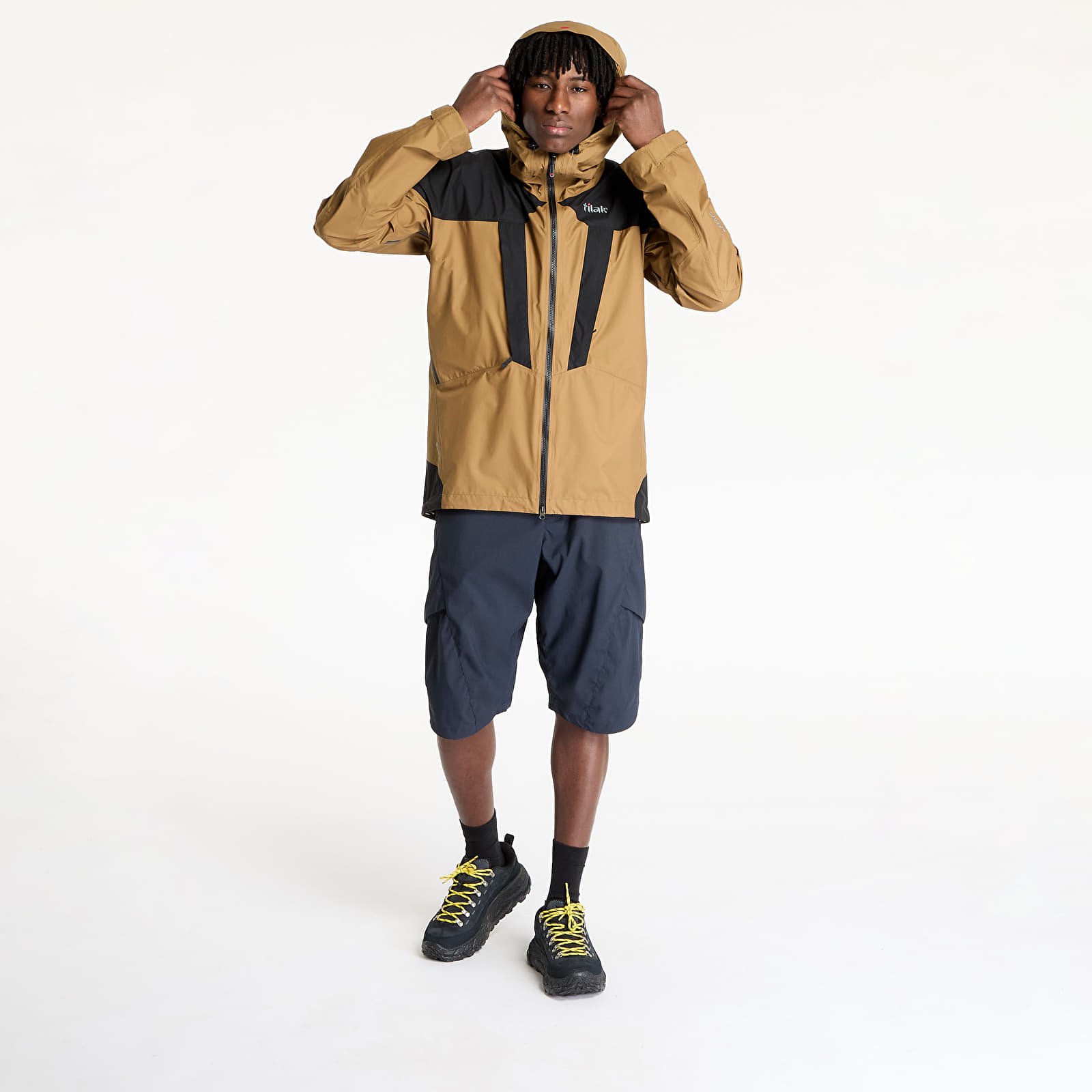 Meeste jakid Tilak Stinger Paclite Jacket Bronze Brown/ Caviar Black