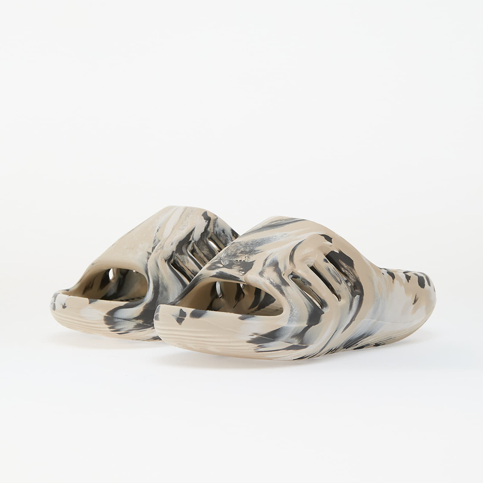 Sneakers og sko til mænd adidas Adifom IIinfinity S Aluminium/ Core White/ Grestr