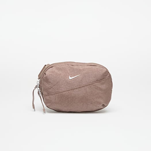 Sac banane Nike Aura Crossbody Bag (2L) Mink Brown/ Mink Brown/ Matte Silver