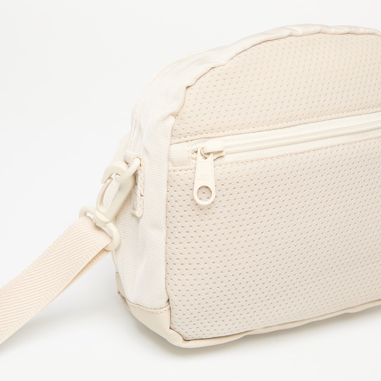 Neerupakid New Balance Athletics Sling Bag Linen
