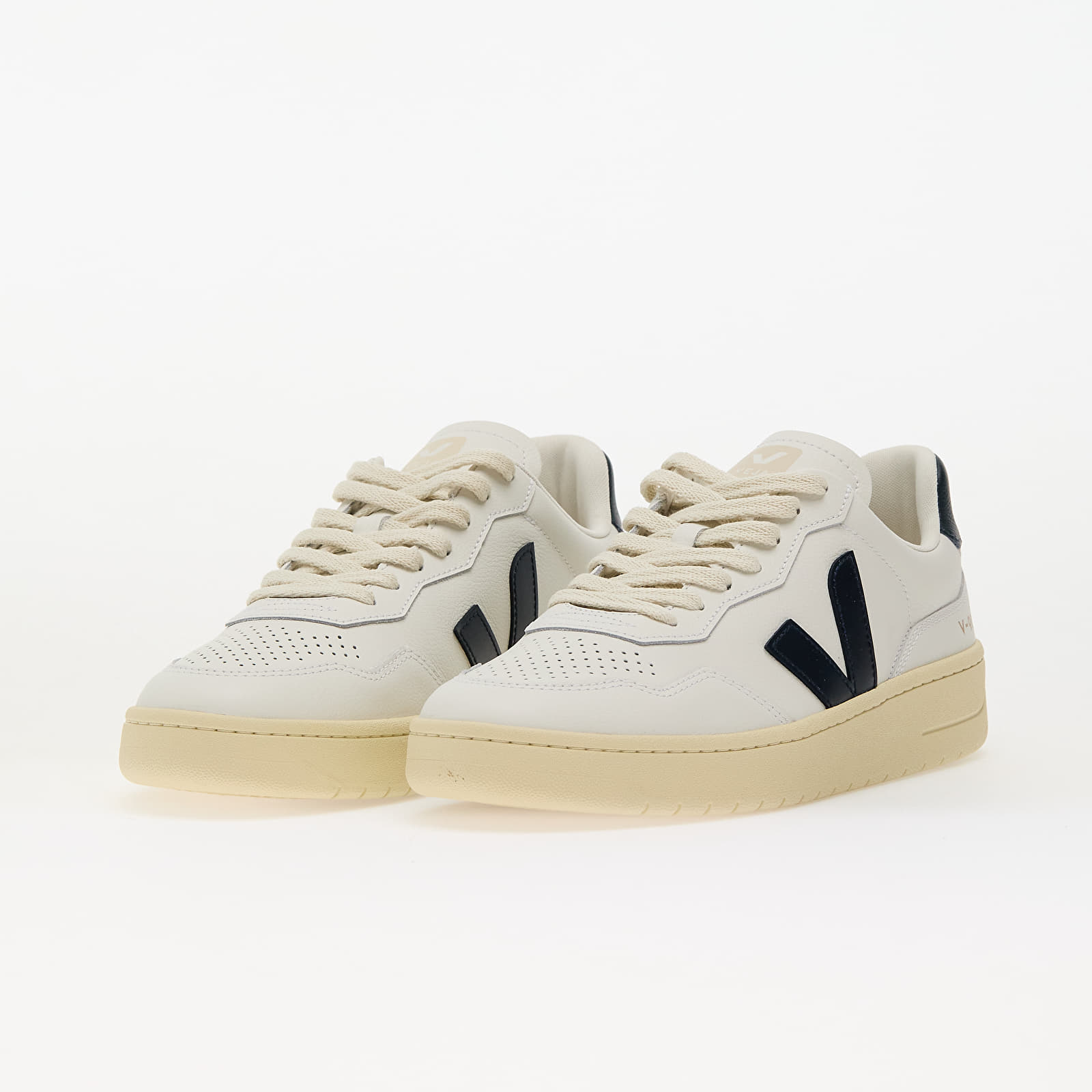 Vyriški sportbačiai ir batai Veja V-90 O.T Leather Ex-White Nautico