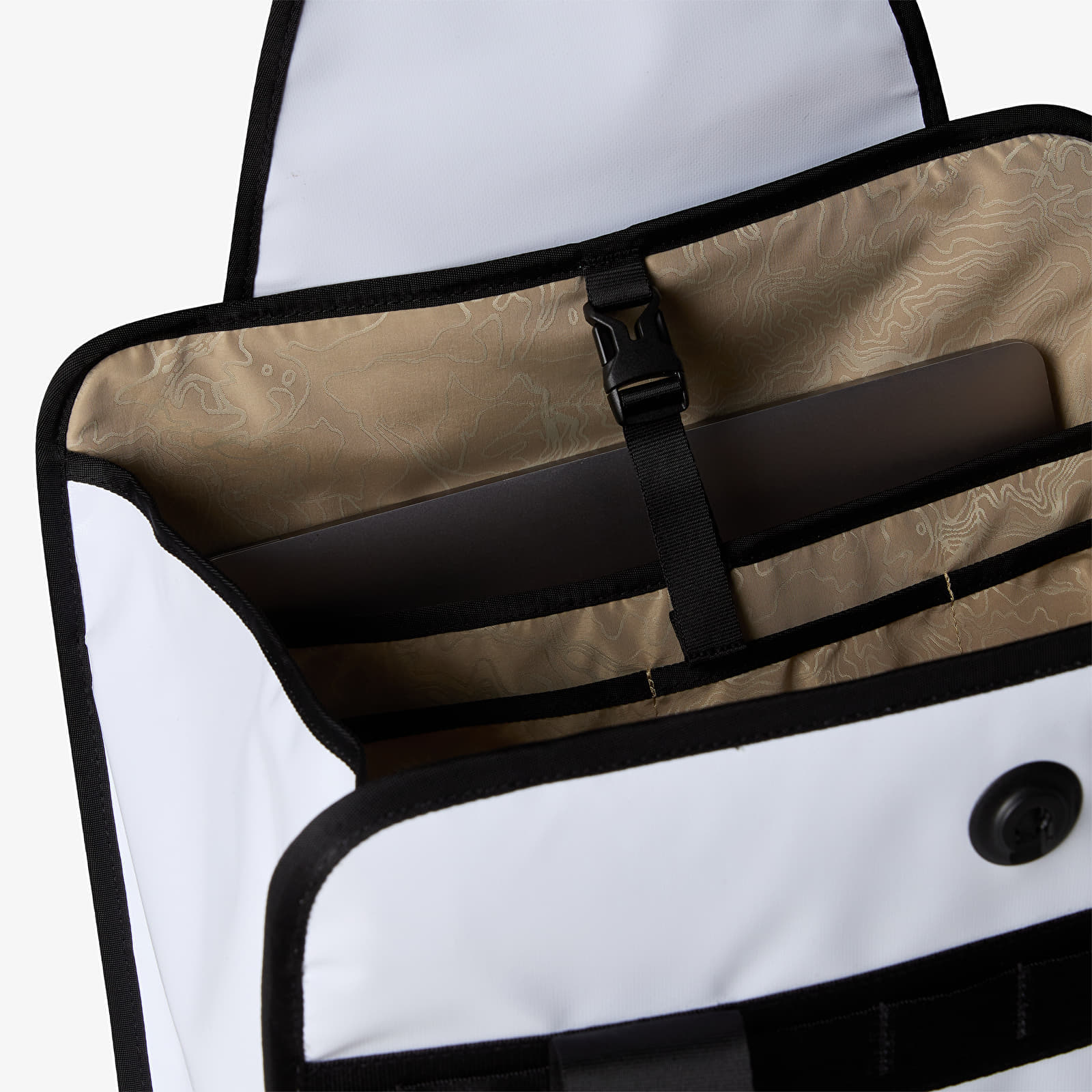 The North Face Base Camp Tote Bag TNF White/ TNF Black 18 l